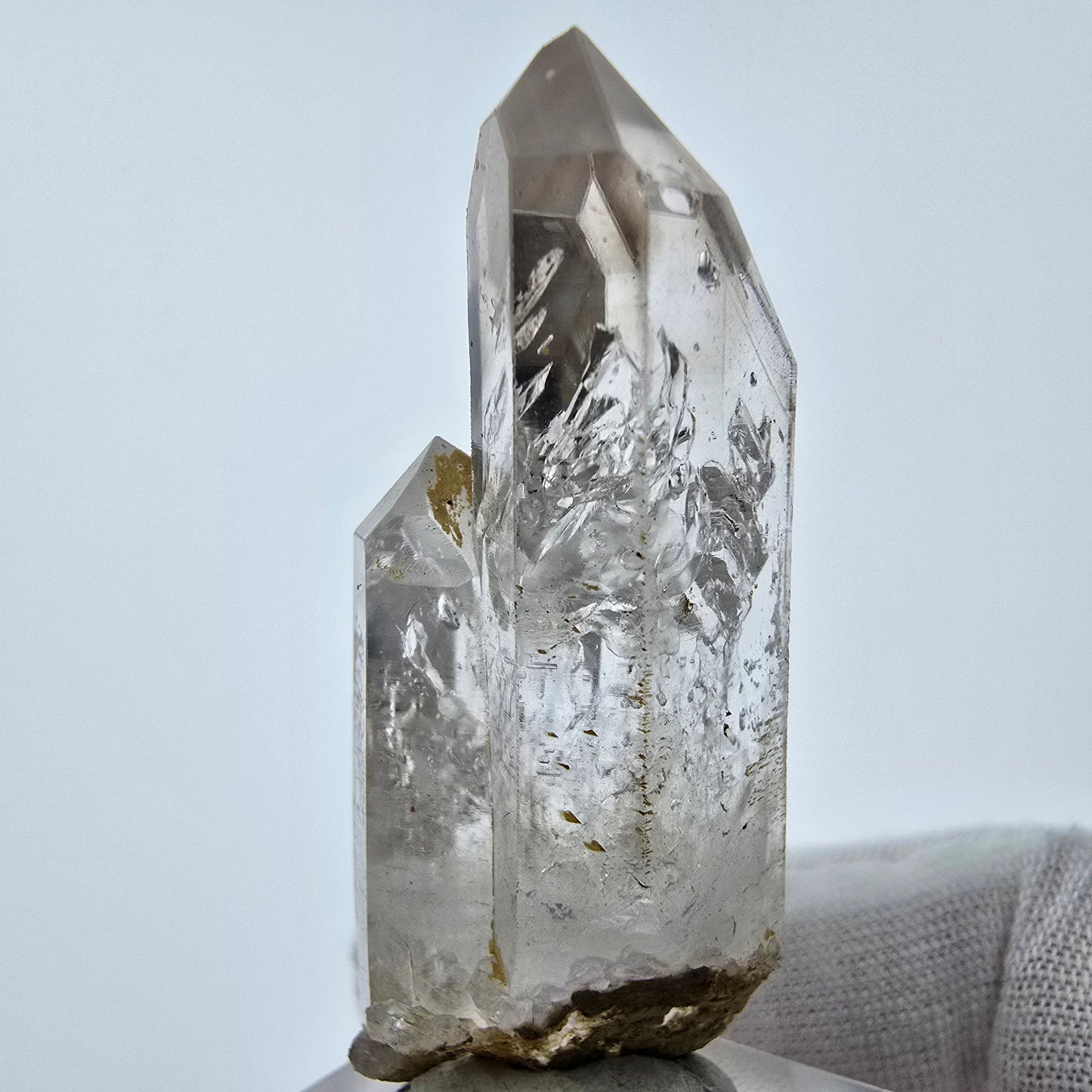 Enhydro Phantom Smoky Quartz Points 2x Bubble Goboboseb, Namibie 52*19*15mm