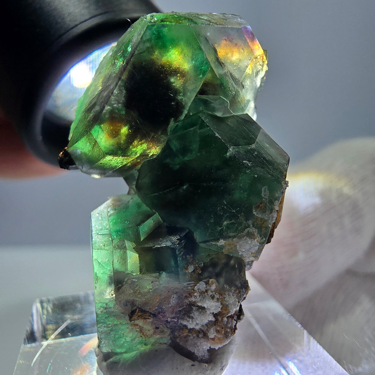 Fluorite fantôme hexagonale, tourmaline Schörl, quartz fumé, hyalite, Erongo, Namibie, 33 x 22 x 23 mm