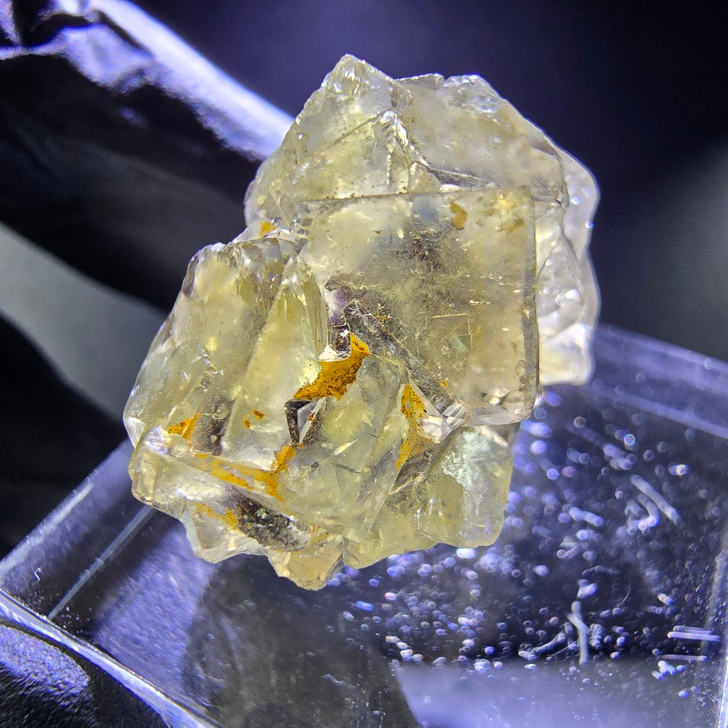 Seltene Honey Pocket Phantom Fluorit XX Würfel Stufe 25*17*15mm Okorusu, Namibia