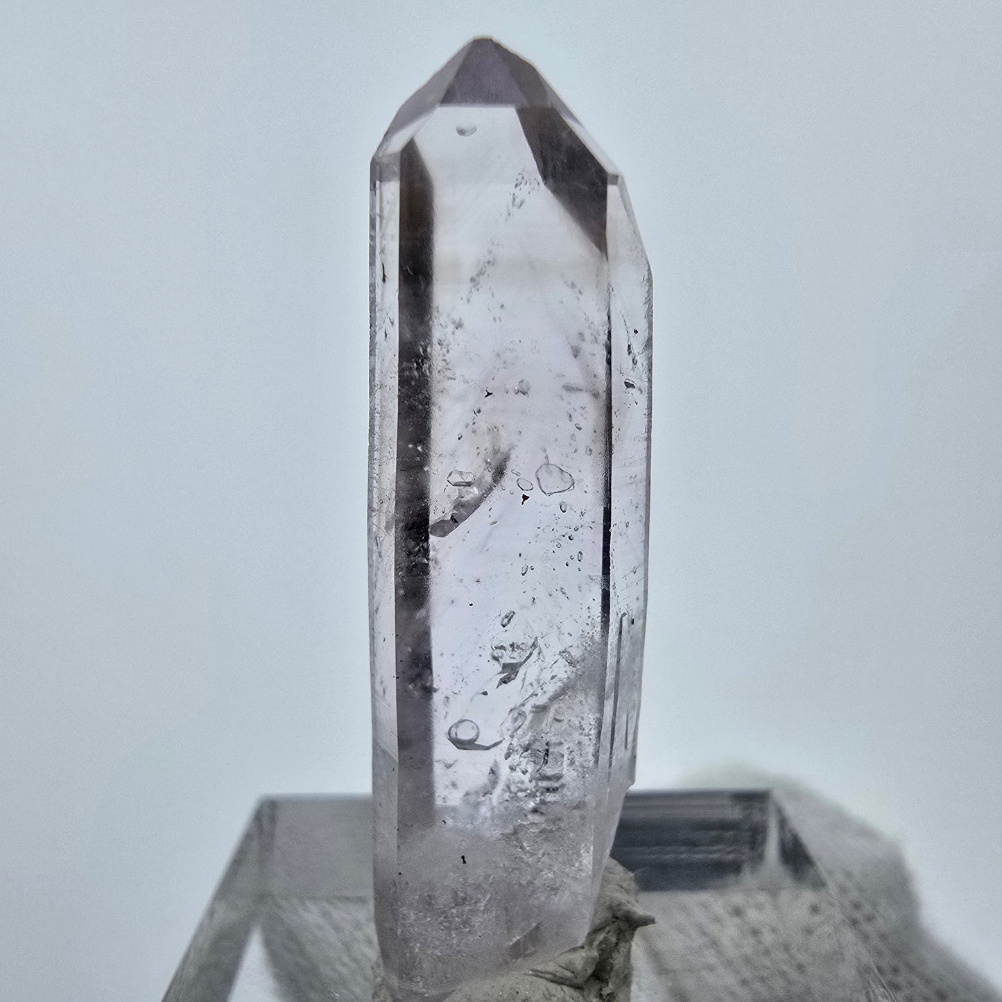 Améthyste fantôme lémurienne claire, mine Point Streep, Goboboseb, Namibie, 35 x 10 x 5 mm