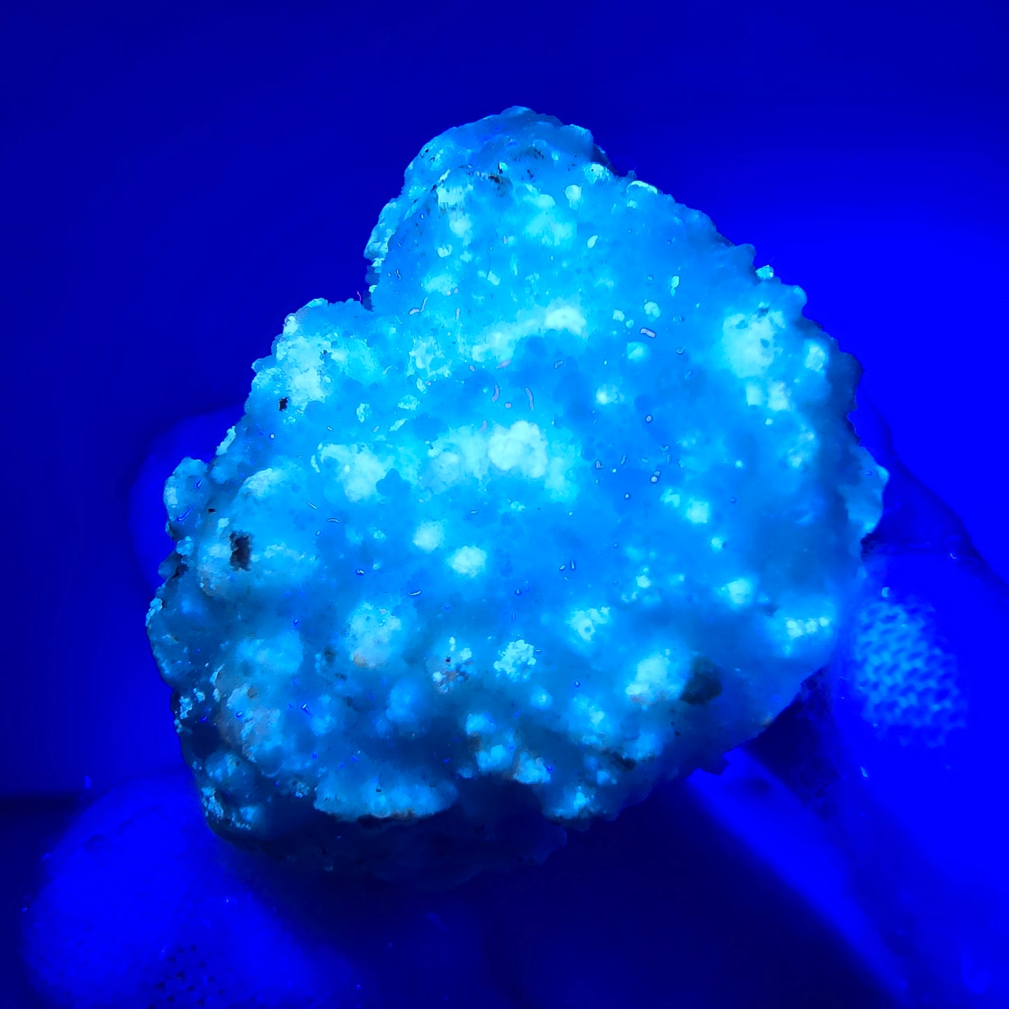 Spécimen rare d'opale hyalite blanche Erongo, Namibie 34*28*23mm collection de minéraux