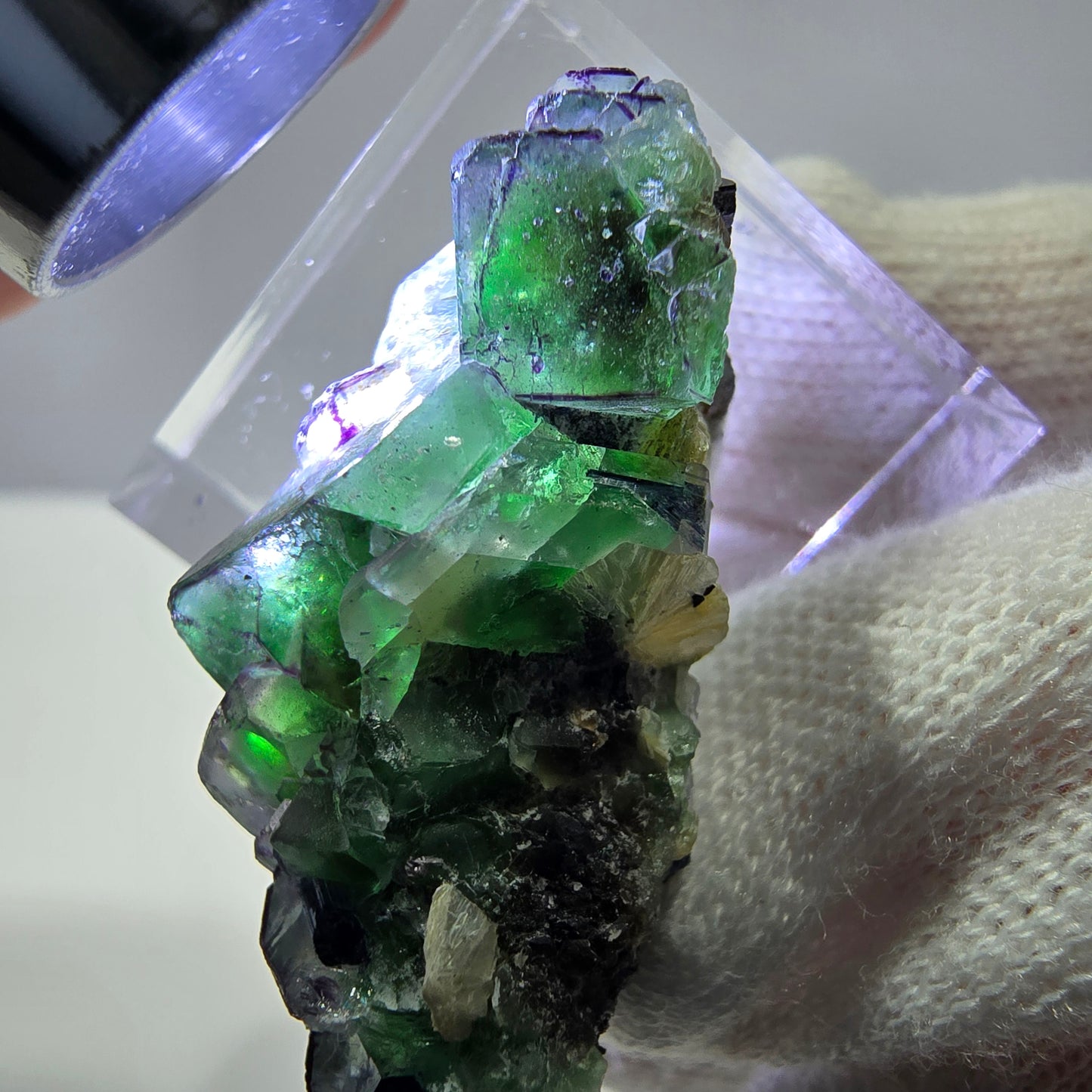Fluorite fantôme, quartz fumé, hyalite, tourmaline de Schörl, muscovite, Erongo, Namibie, 37 x 18 x 18 mm