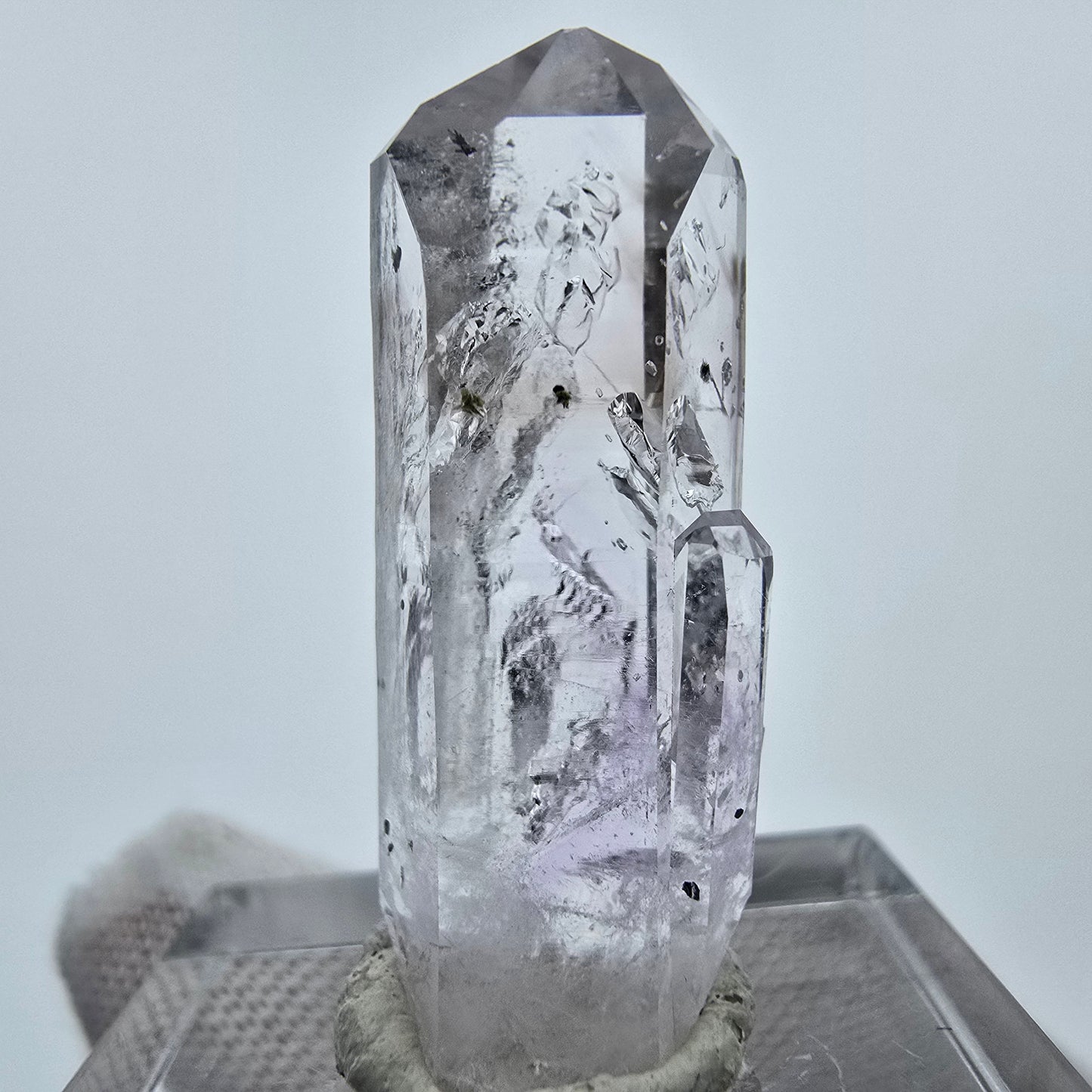 Enhydro Phantom Amethyst mit Hämatit Streep Mine Goboboseb Namibia 32*10*10mm