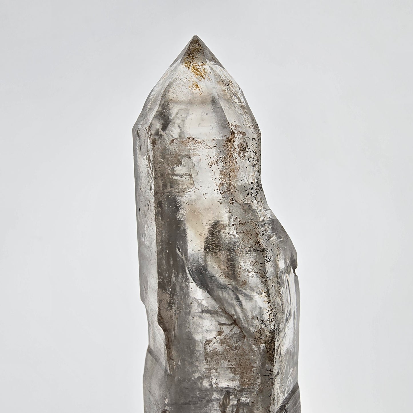 Quartz fumé squelette fantôme lémurien DT, calcite UV Valentine Pocket, Namibie 133 x 46 x 36 mm