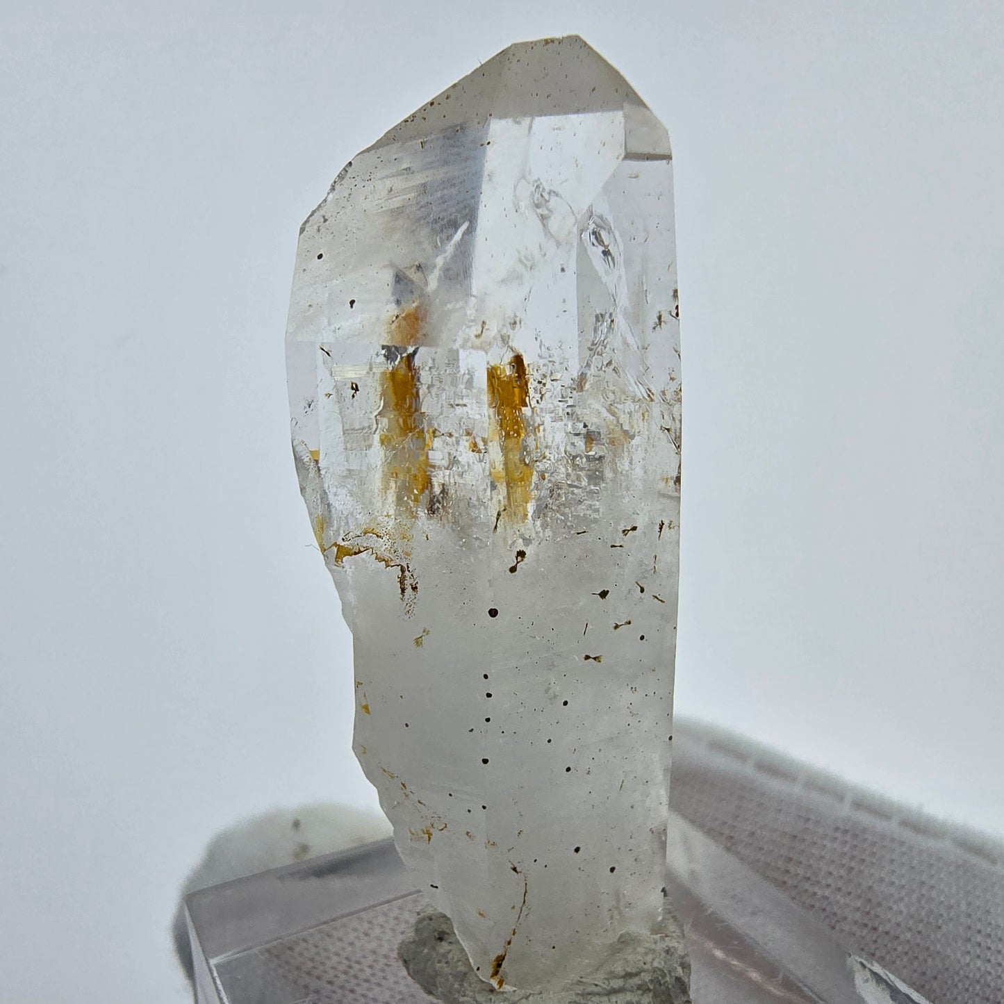Enhydro Phantom Hämatit Quarz Kristall Streep Mine Goboboseb, Namibia 43*16*15mm