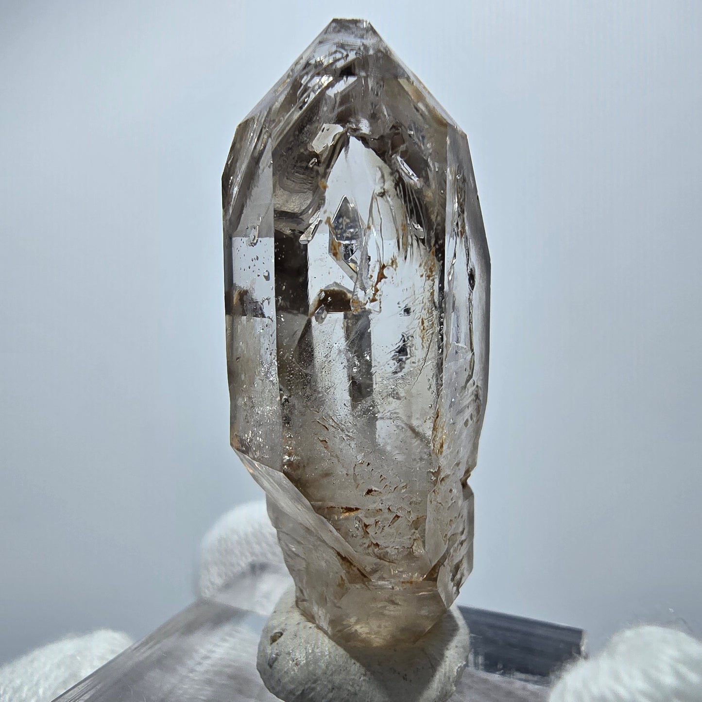 Klare Phantom Rauchquarz DT Zepter Spitze Goboboseb, Namibia 39*16*13mm