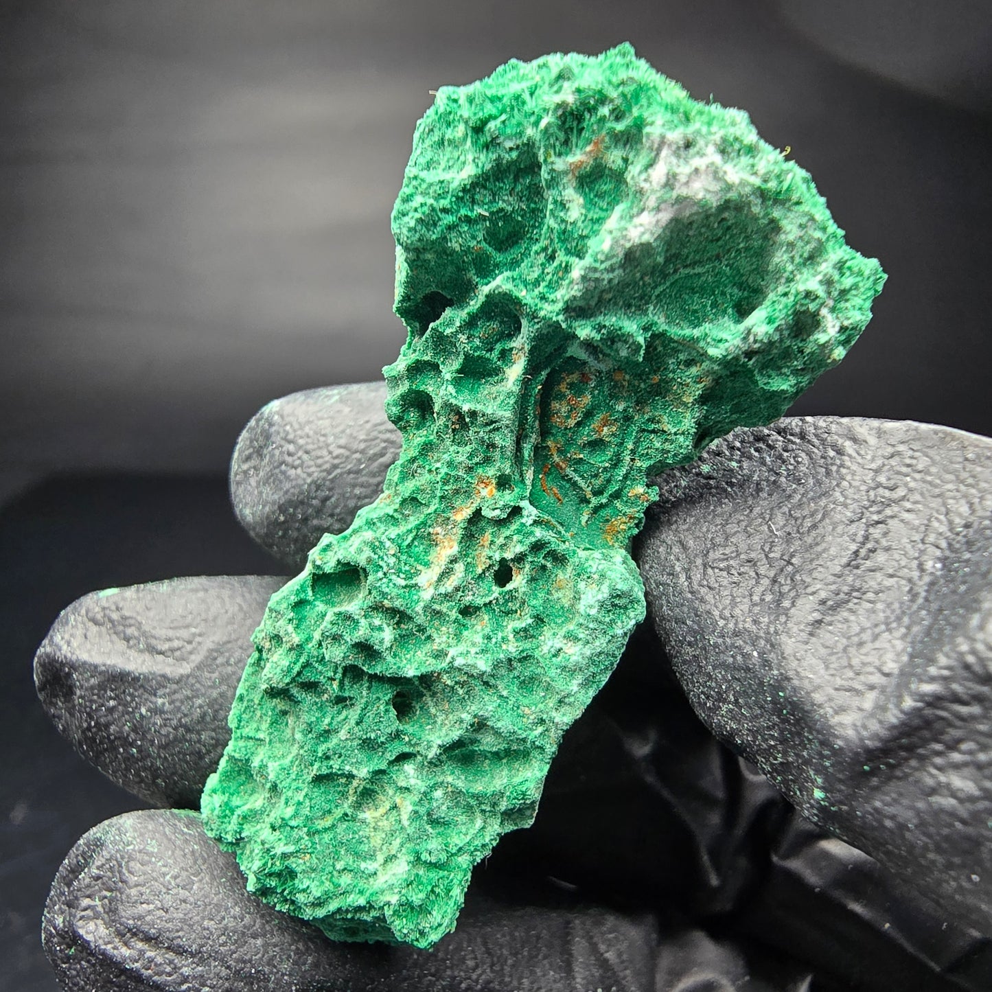 Seltene Malachit Stufe, grün Kaokoveld, Namibia 47*22*23mm Mineraliensammlung