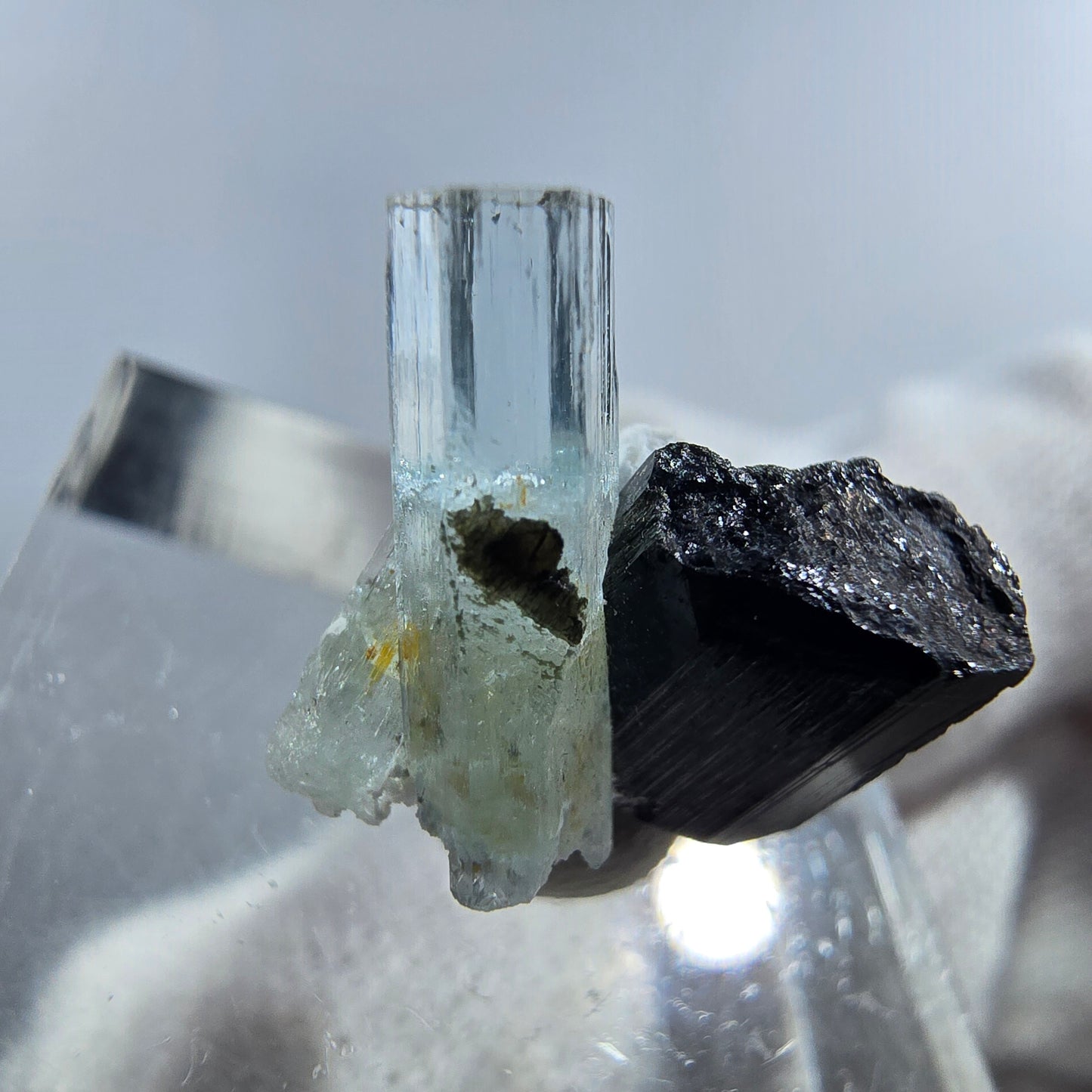 Aigue-marine de Setlene, tourmaline de Schörl, stade orthose Erongo, Namibie 16*14*10 mm