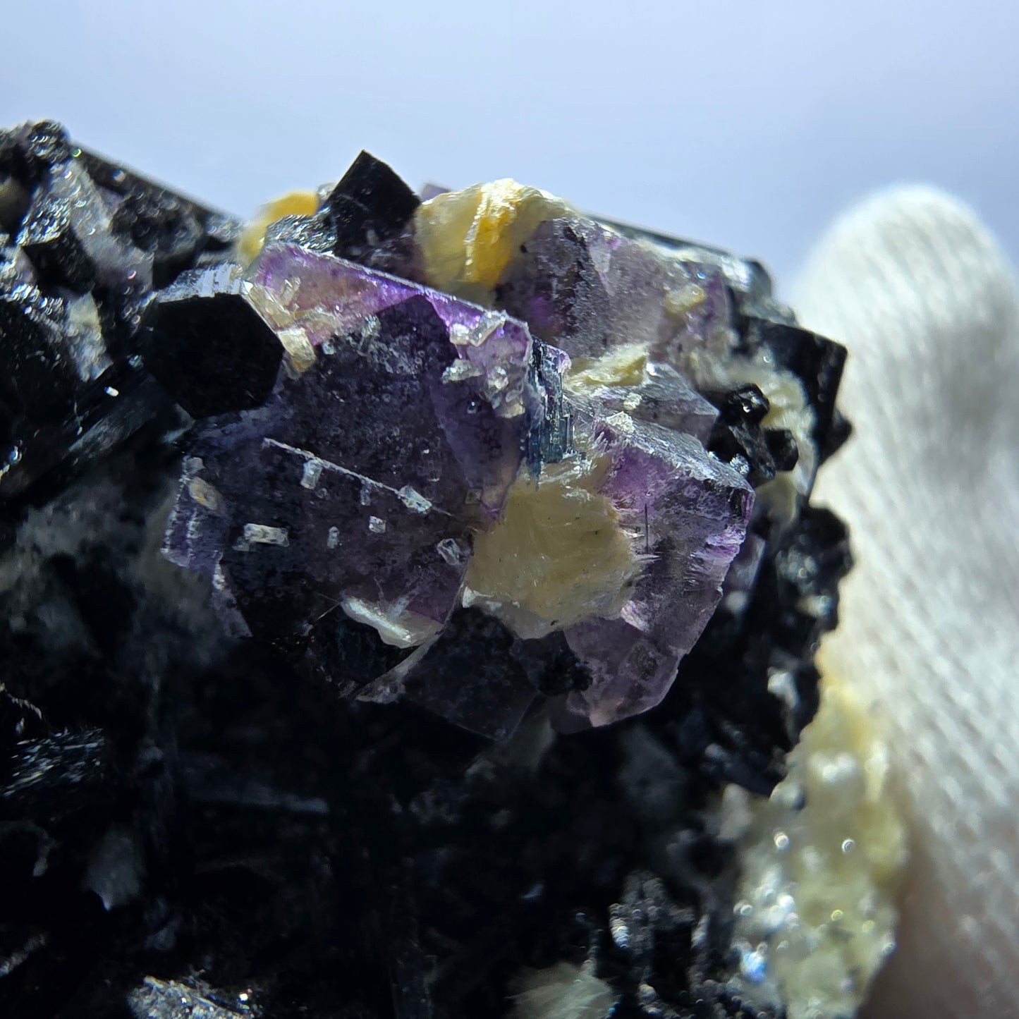 Colorful Phantom Fluorite Cubes Schorl Tourmaline Muscovite Erongo, Namibia 60*52*41mm