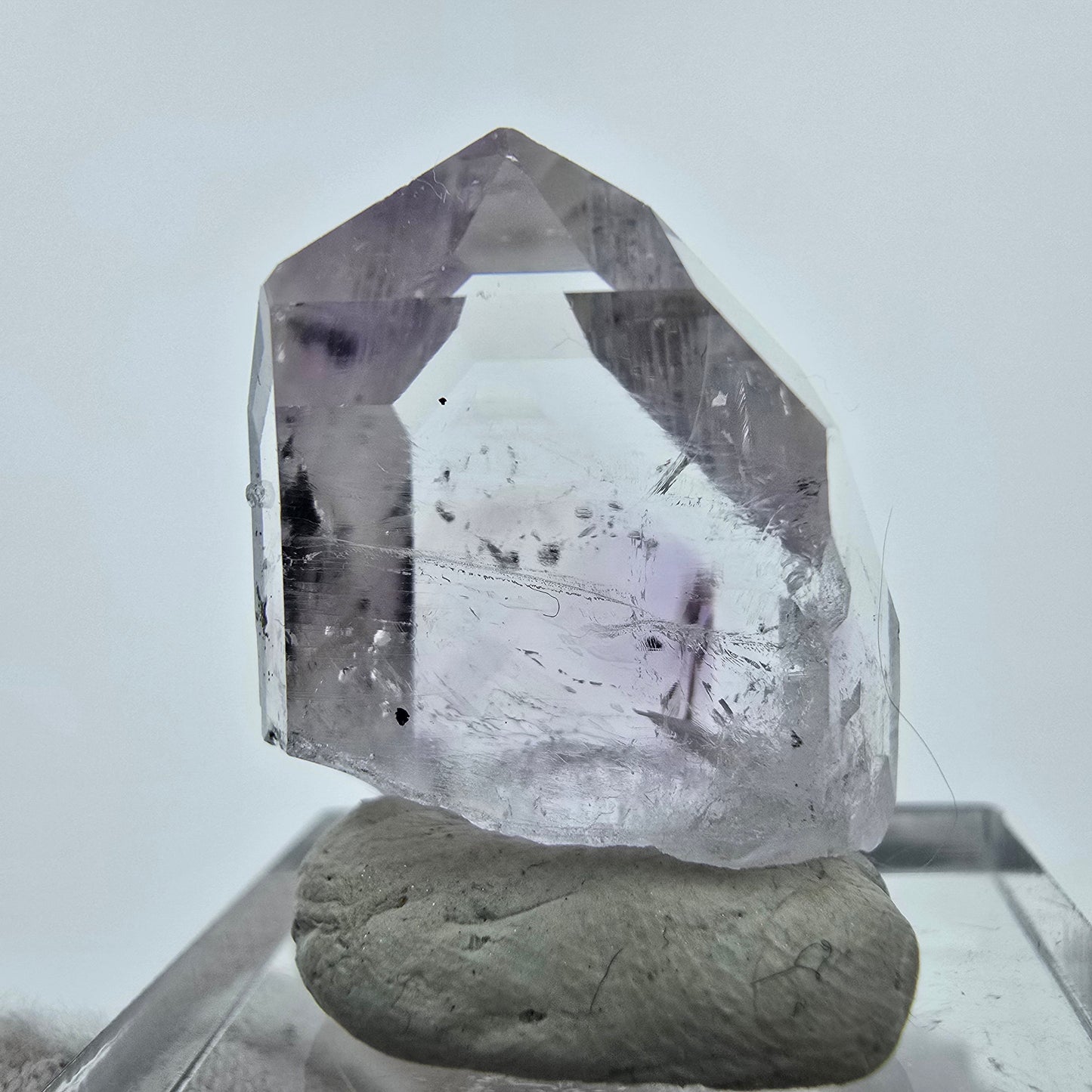 Phantom Amethyst, Analcim Hämatit Quarz Streep Mine Goboboseb Namibia 23*18*10mm