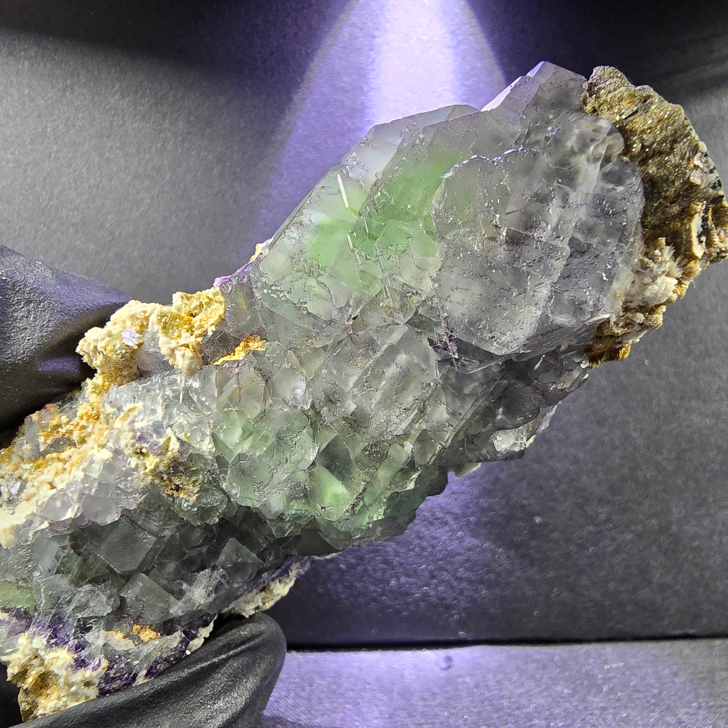 Phantom Fluorit Muskovit Orthoklas auf Schörl Turmalin 74*37*34mm Erongo Namibia