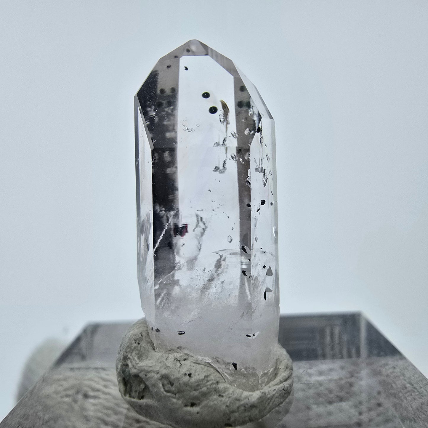 Klarer Phantom Hämatit Amethyst Kristall Streep Mine Goboboseb, Namibia 25*8*9mm