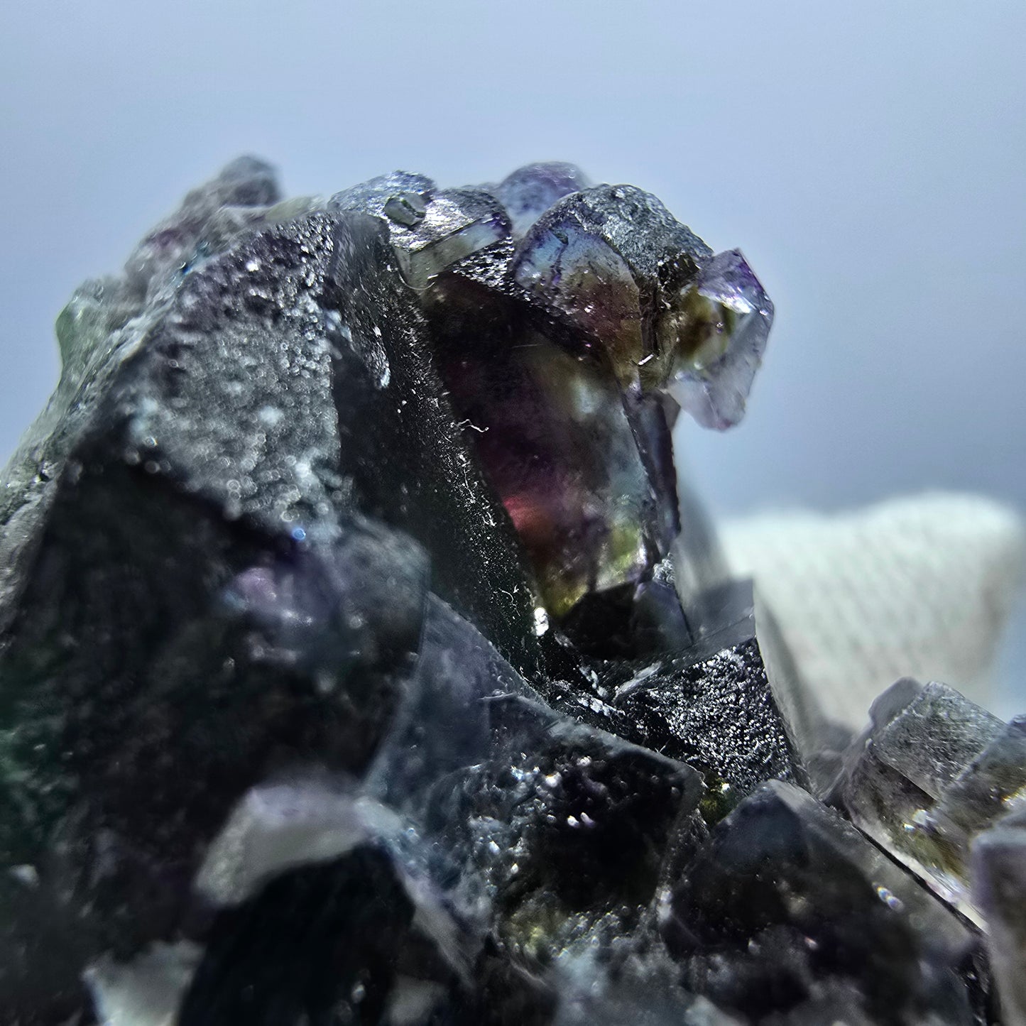 Colorful Phantom Fluorite Cubes Schorl Tourmaline Muscovite Erongo, Namibia 48*32*31mm