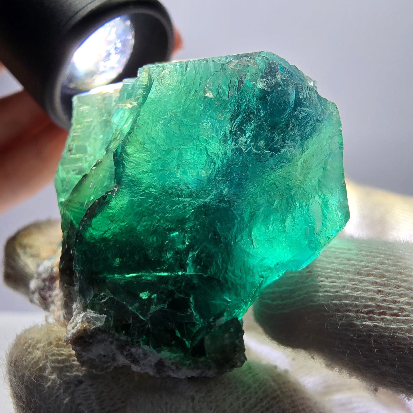 Rare spécimen de cube de fluorite fantôme, parqueté vert Okorusu, Namibie, 44 x 44 x 38 mm