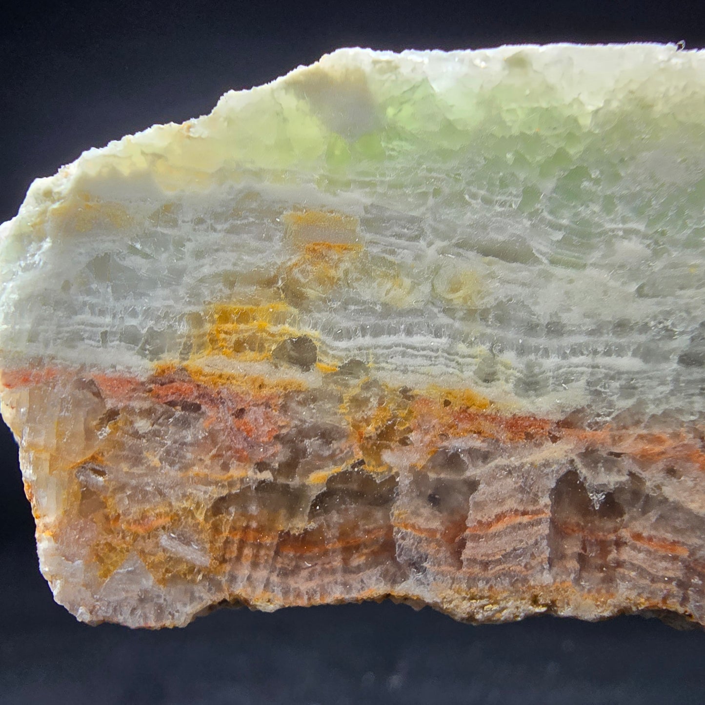 Schöner Fluorit Anschnitt grün rot 114*39*15mm Unbekannt Mineraliensammlung