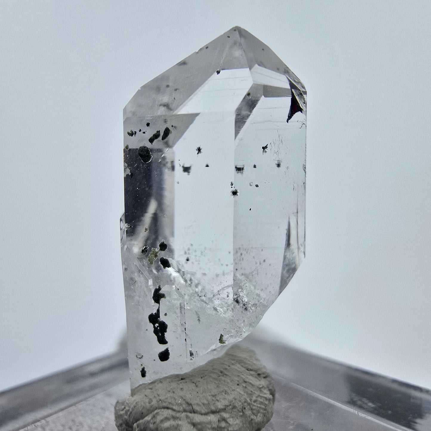 Klarer Phantom Hämatit Quarz Kristall Streep Mine, Goboboseb, Namibia 26*12*10mm
