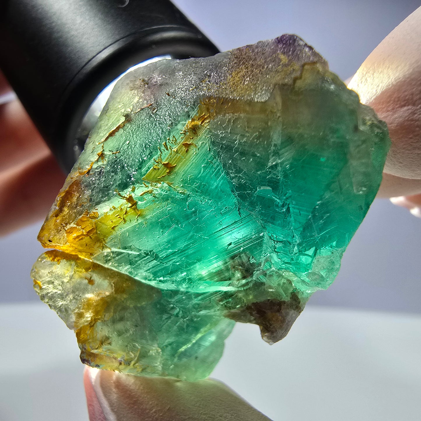 Spécimen de cube de fluorite fantôme parqueté vert violet Okorusu, Namibie 33*28*26mm