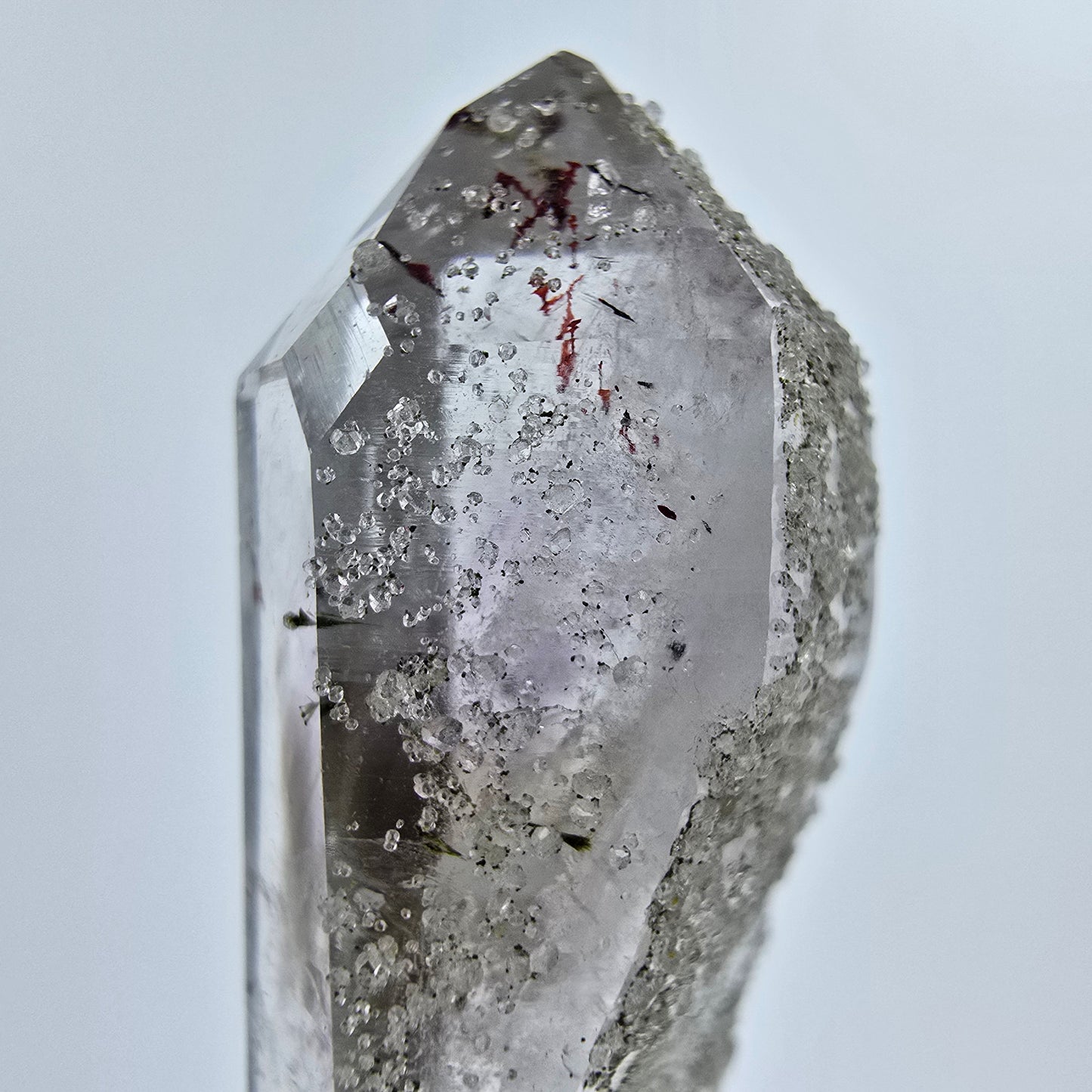 Harlekin Phantom Amethyst mit Analcim Streep Mine Goboboseb Namibia 61*18*14mm
