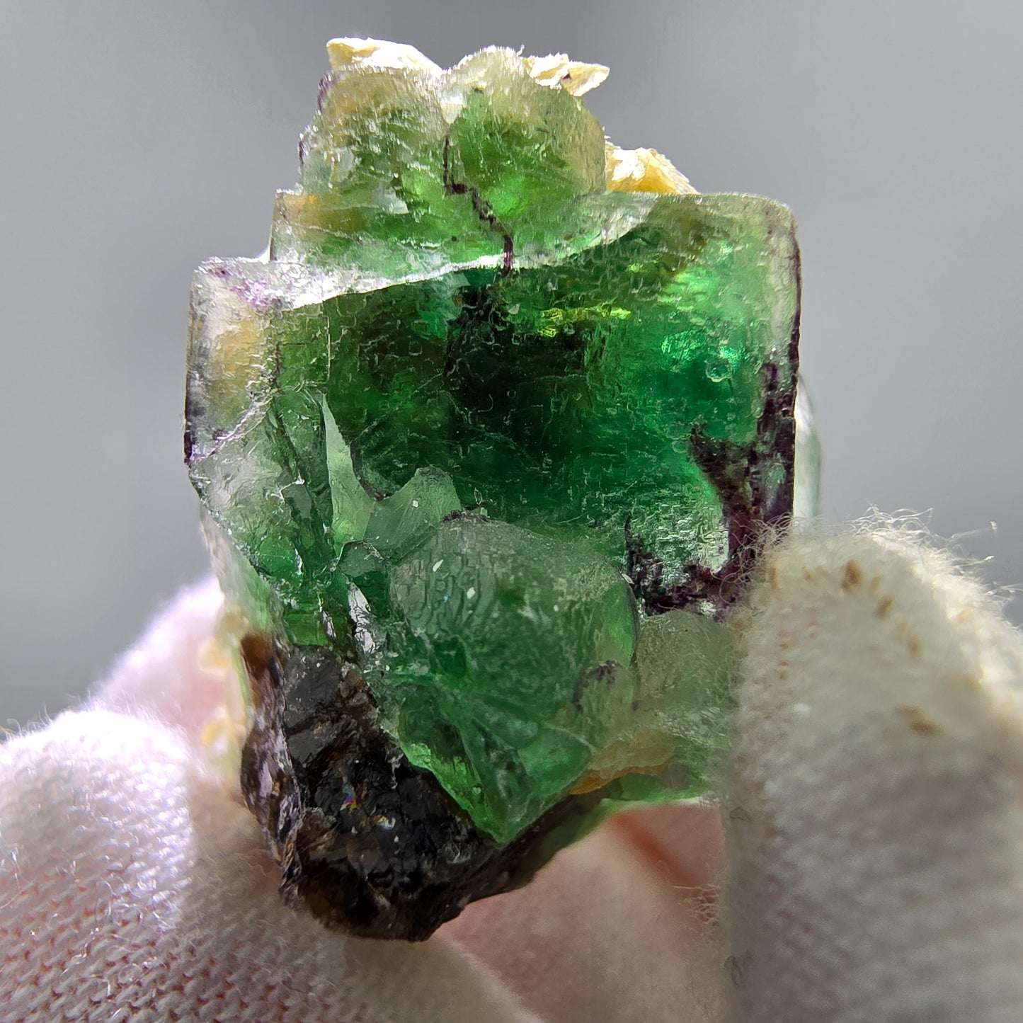 Phantom Fluorit Würfel, Muskovit Stufe Erongo, Namibia 27*20*20mm Sammlung