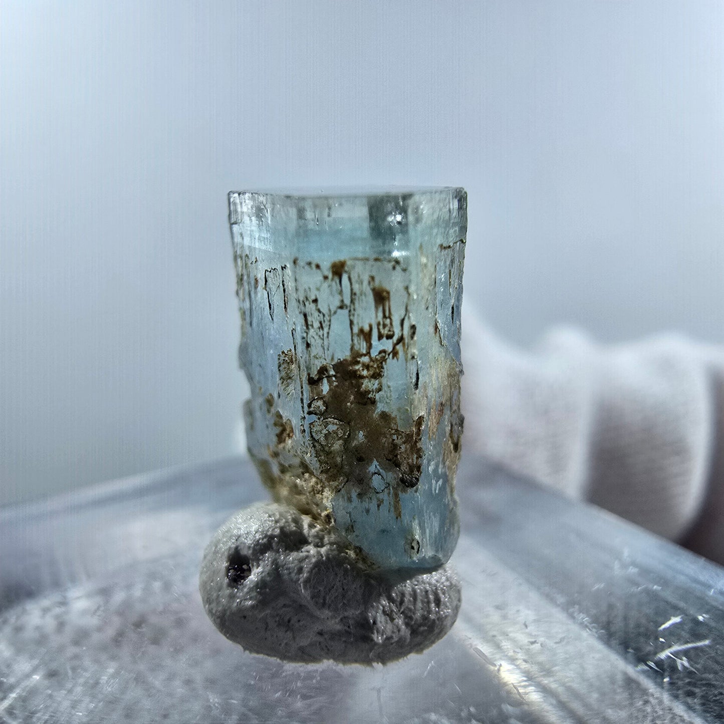Cristal d'aigue-marine X clair rare Erongo, Namibie 14*9*5mm