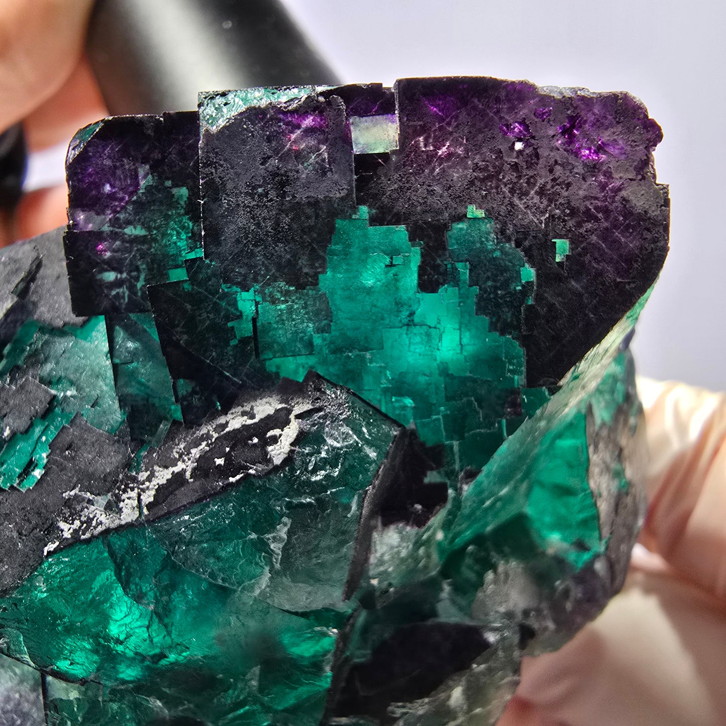 Spécimen de cube de fluorite fantôme vert violet zonal 11:11 Angel Pocket, Namibie 69*53*40mm
