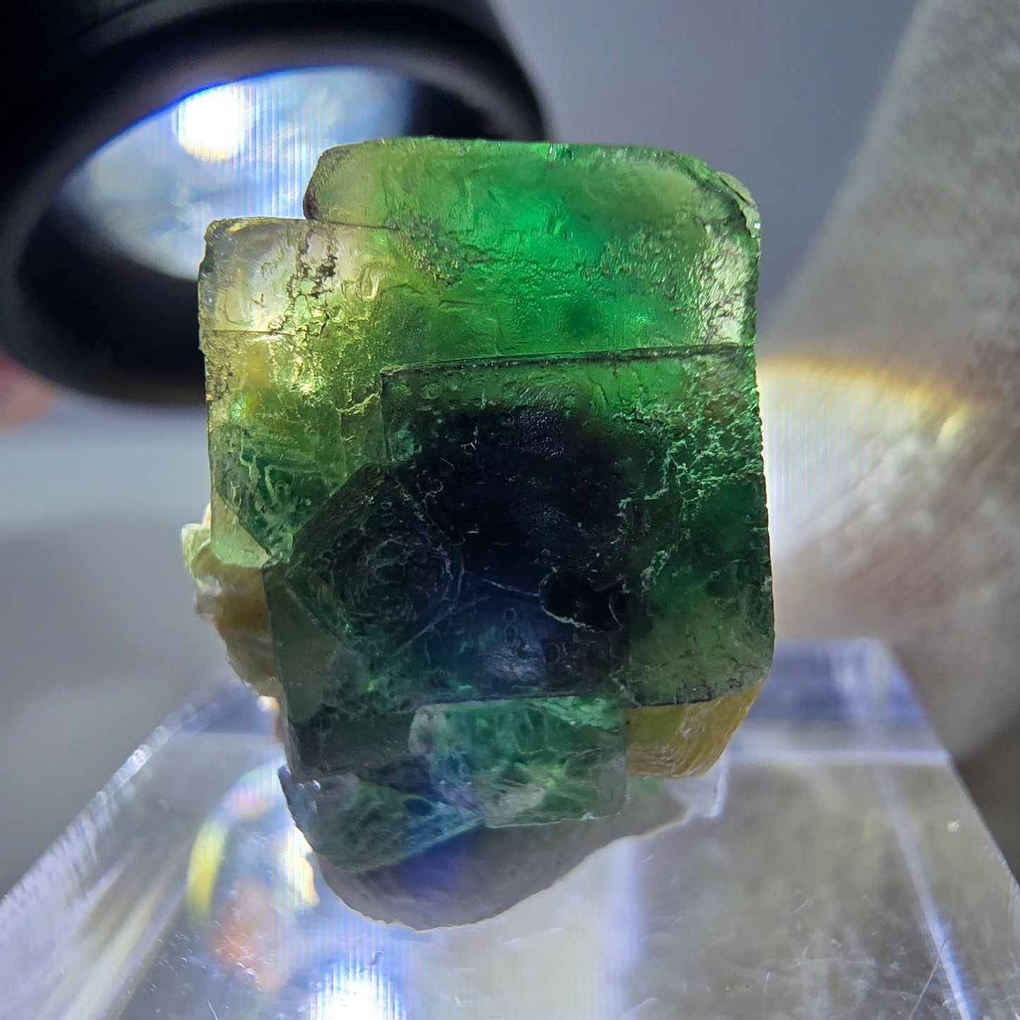 Cube de fluorite fantôme, spécimen de muscovite, Erongo, Namibie, 20 x 16 x 15 mm