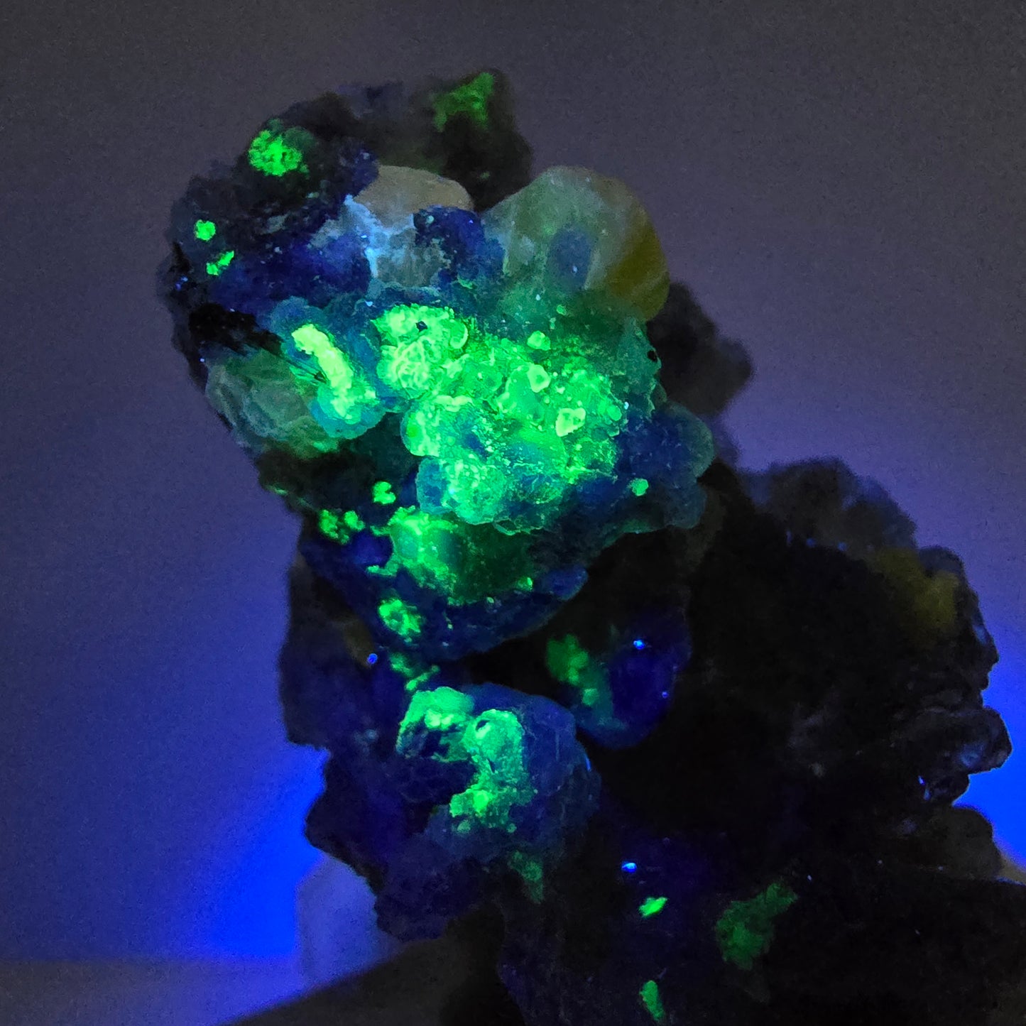 Phantom Fluorit Würfel, Hyalit, Muskovit Stufe Erongo, Namibia 44*28*27mm