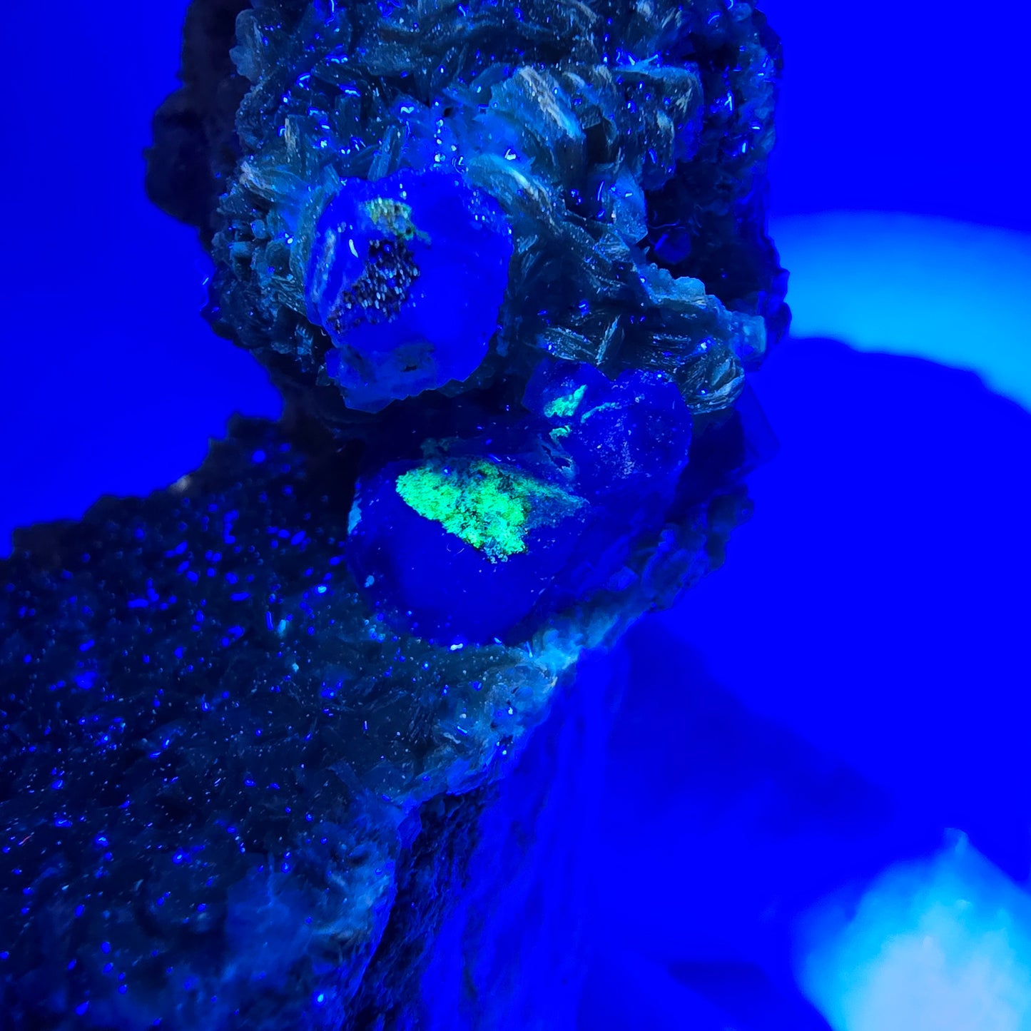 Seltene Muskovit, Fluorit, Hyalit Orthoklas Stufe Erongo, Namibia 90*62*53mm