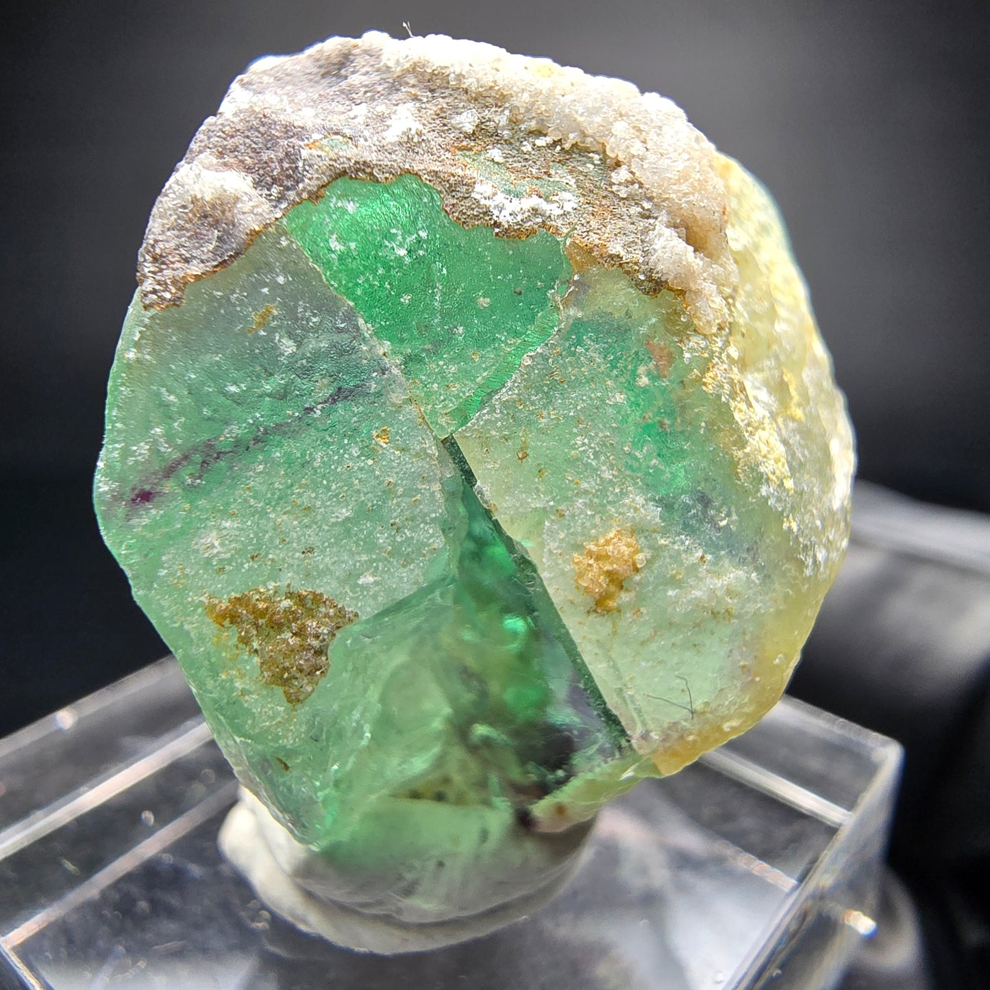 Klarer Phantom Fluorit Würfel lila grün mit Hyalit Erongo Namibia 31*28*22mm