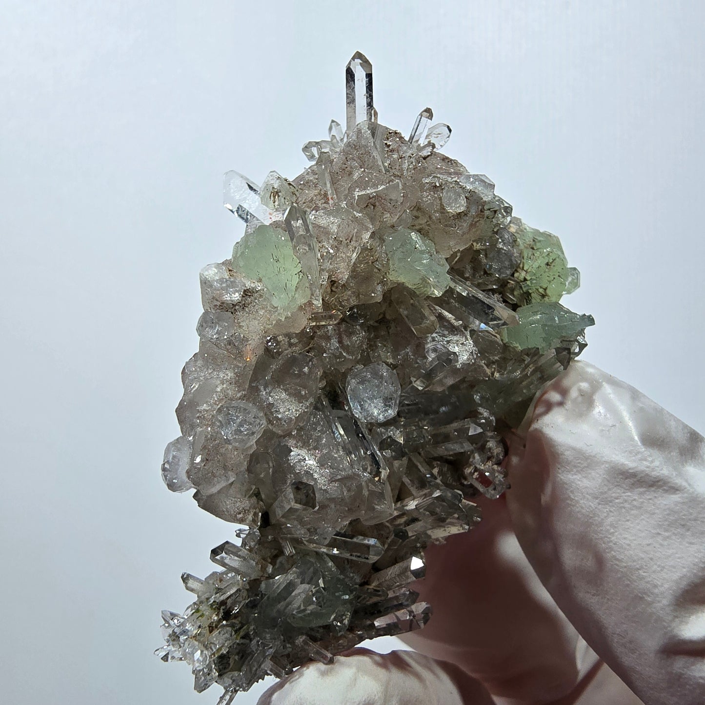 Quartz Starburst, préhnite, analcim, calcite Streep Mine, Gobo, Namibie 51 x 36 x 20 mm