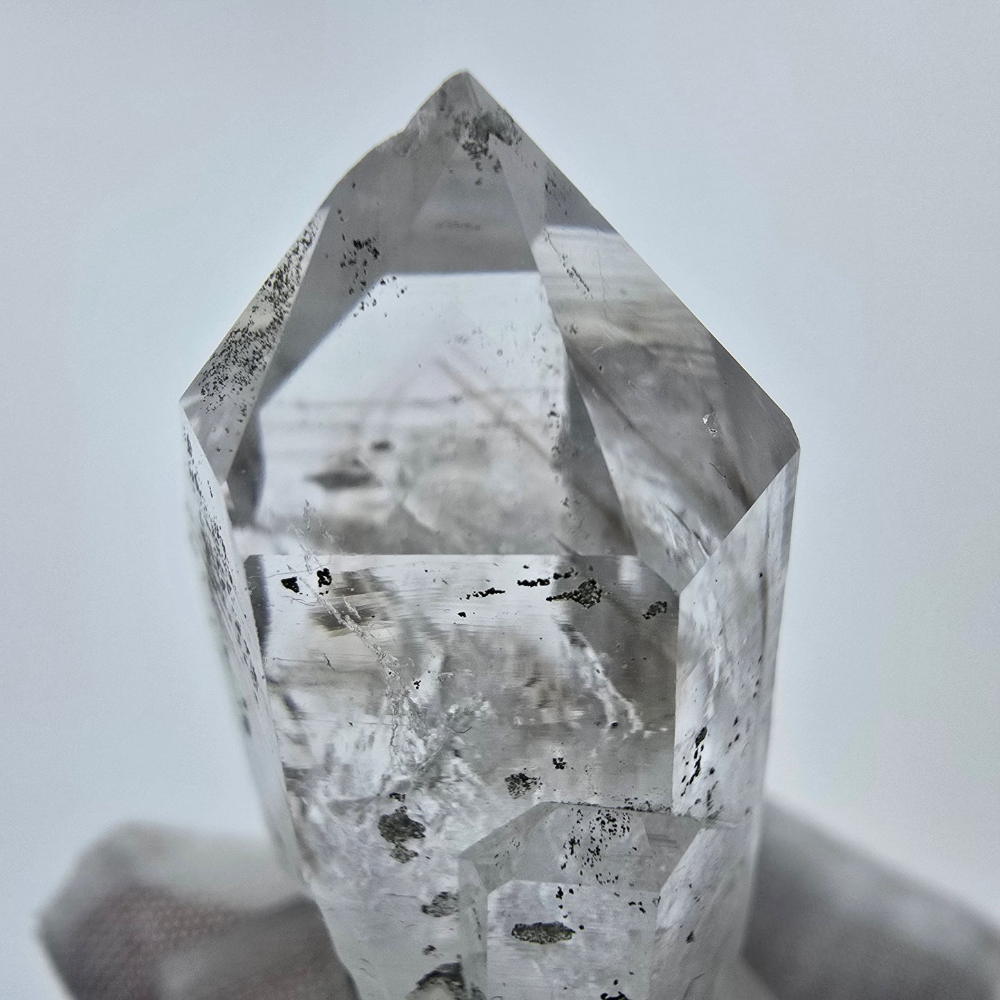 Enhydro Phantom Quarz 1x Blase Streep Mine Goboboseb Namibia 46*25*18mm Sammlung