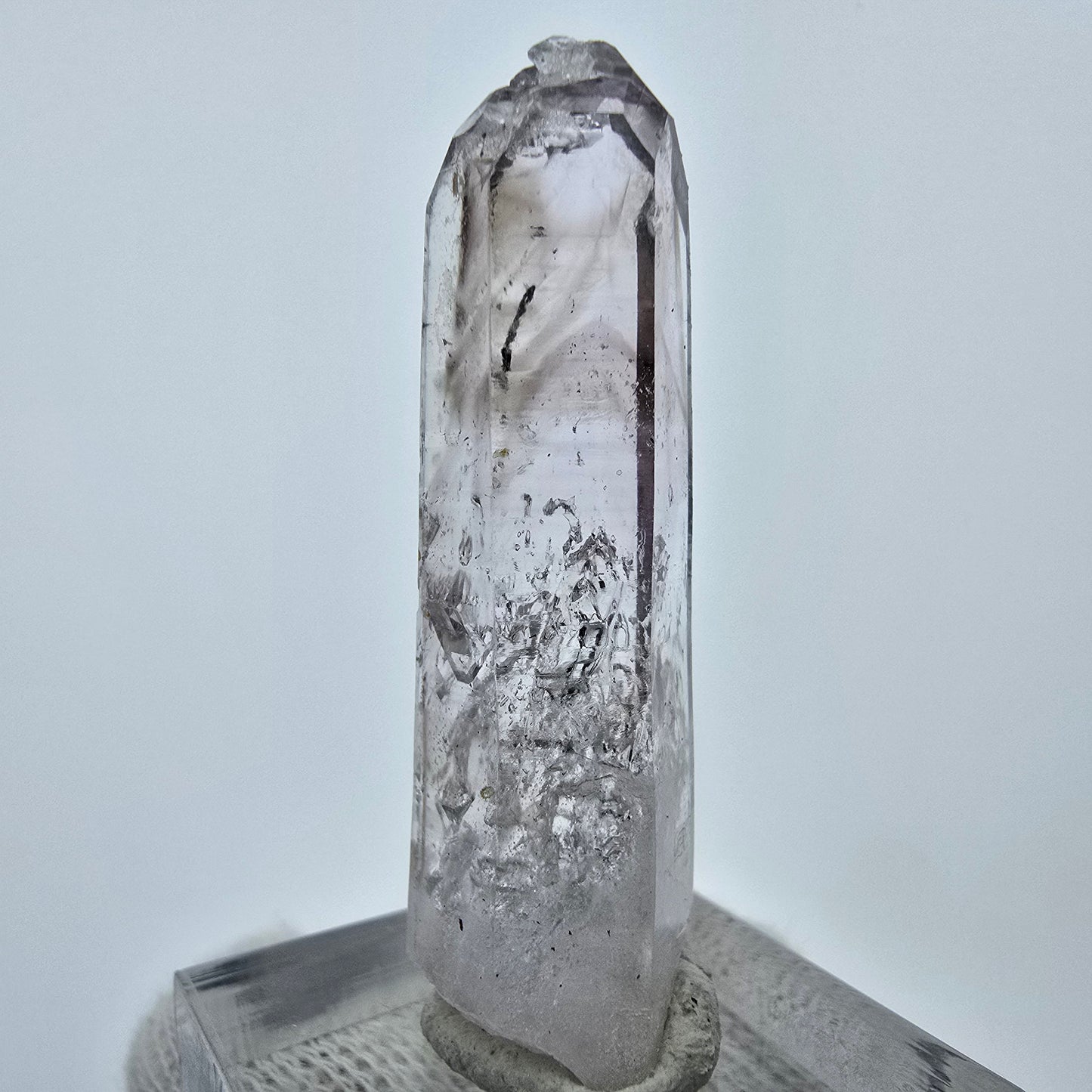 Klarer Phantom Amethyst Kristall Goboboseb, Namibia 45*11*12mm