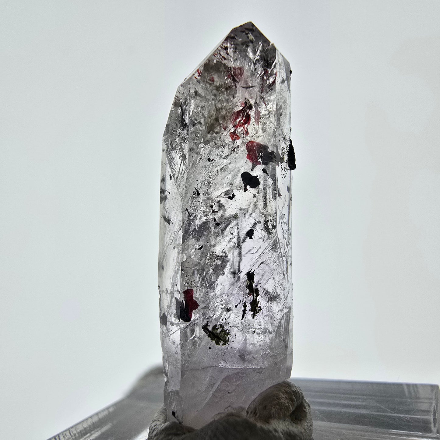 Mine d'améthyste Harlequin Phantom Point Streep, Goboboseb, Namibie, 31 x 11 x 9 mm
