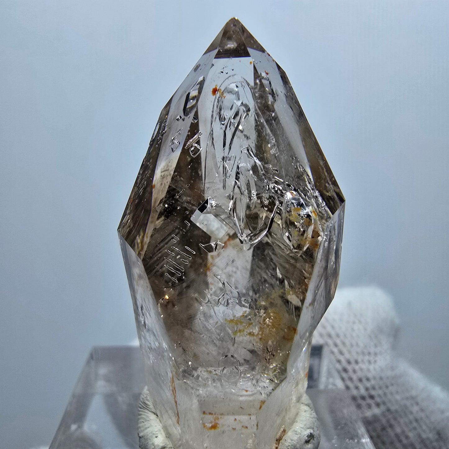 Sceptre en quartz fumé fantôme Enhydro, 1x Bubble Goboboseb, Namibie 36 x 20 x 17 mm