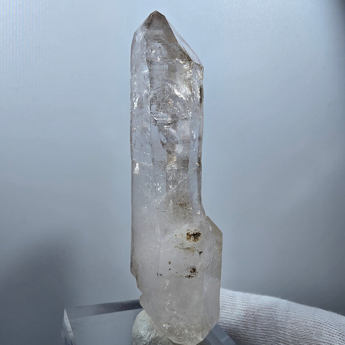 Sceptre DT en quartz fumé lémurien Enhydro, 2 gobos de poche Bubble Valentine. Namibie 97 x 33 x 20 mm