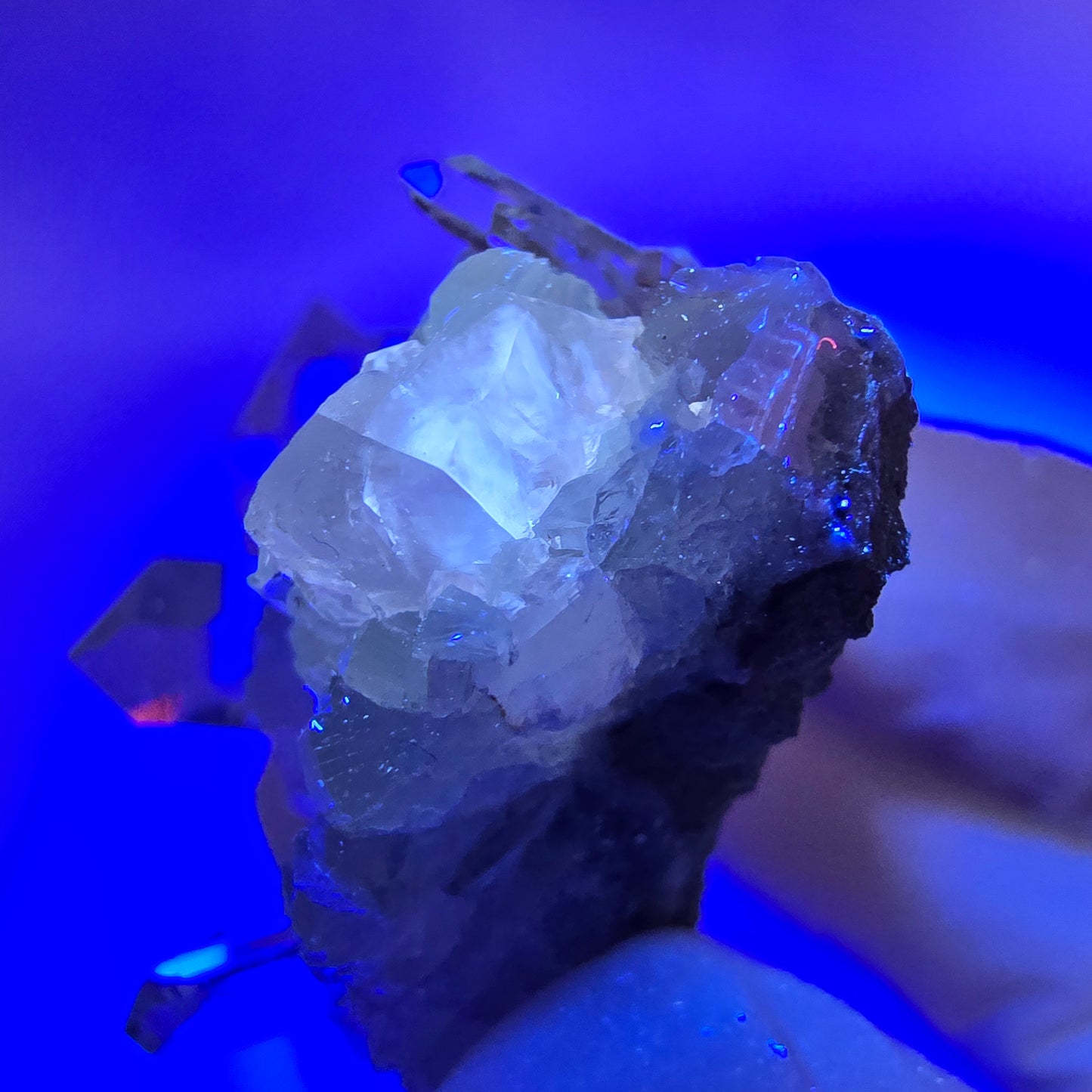 Spécimen de quartz clair, de préhnite et de calcite Streep Mine, Goboboseb, Namibie 49*38*23 mm