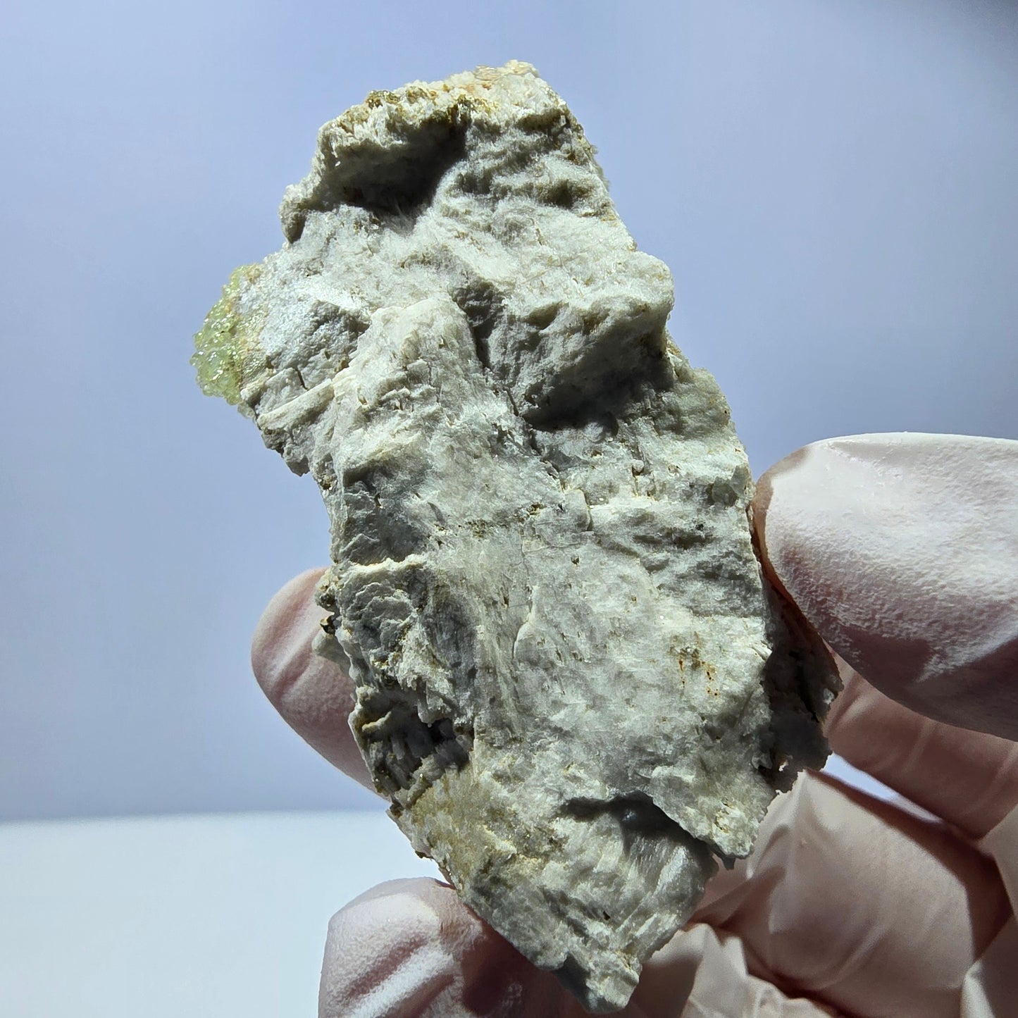 Opale hyalite rare, spécimen d'orthose Erongo, Namibie 71*30*29mm