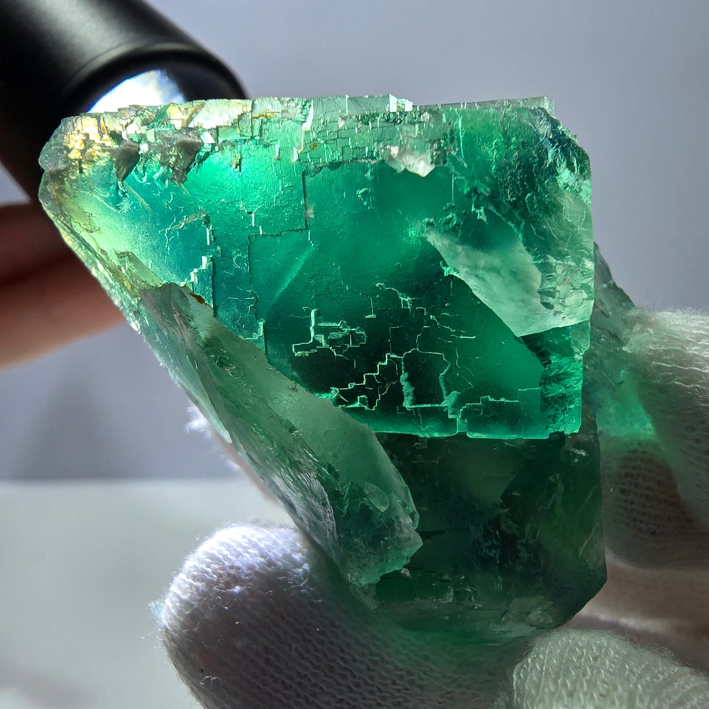 Rare spécimen de cube de fluorite fantôme, parqueté vert Okorusu, Namibie, 52 x 41 x 31 mm