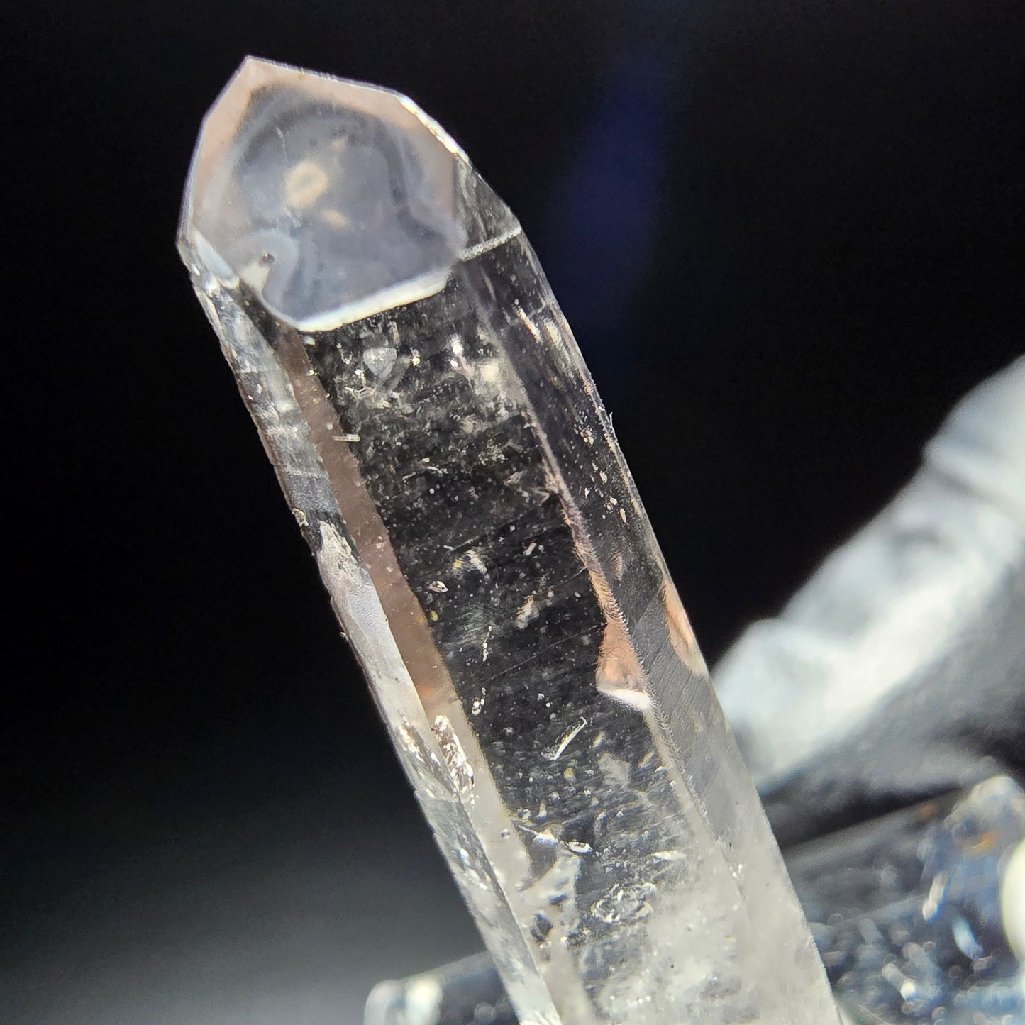 Phantom Rauchquarz Spitze weiß lila Goboboseb, Namibia 35*9*5mm Sammlung