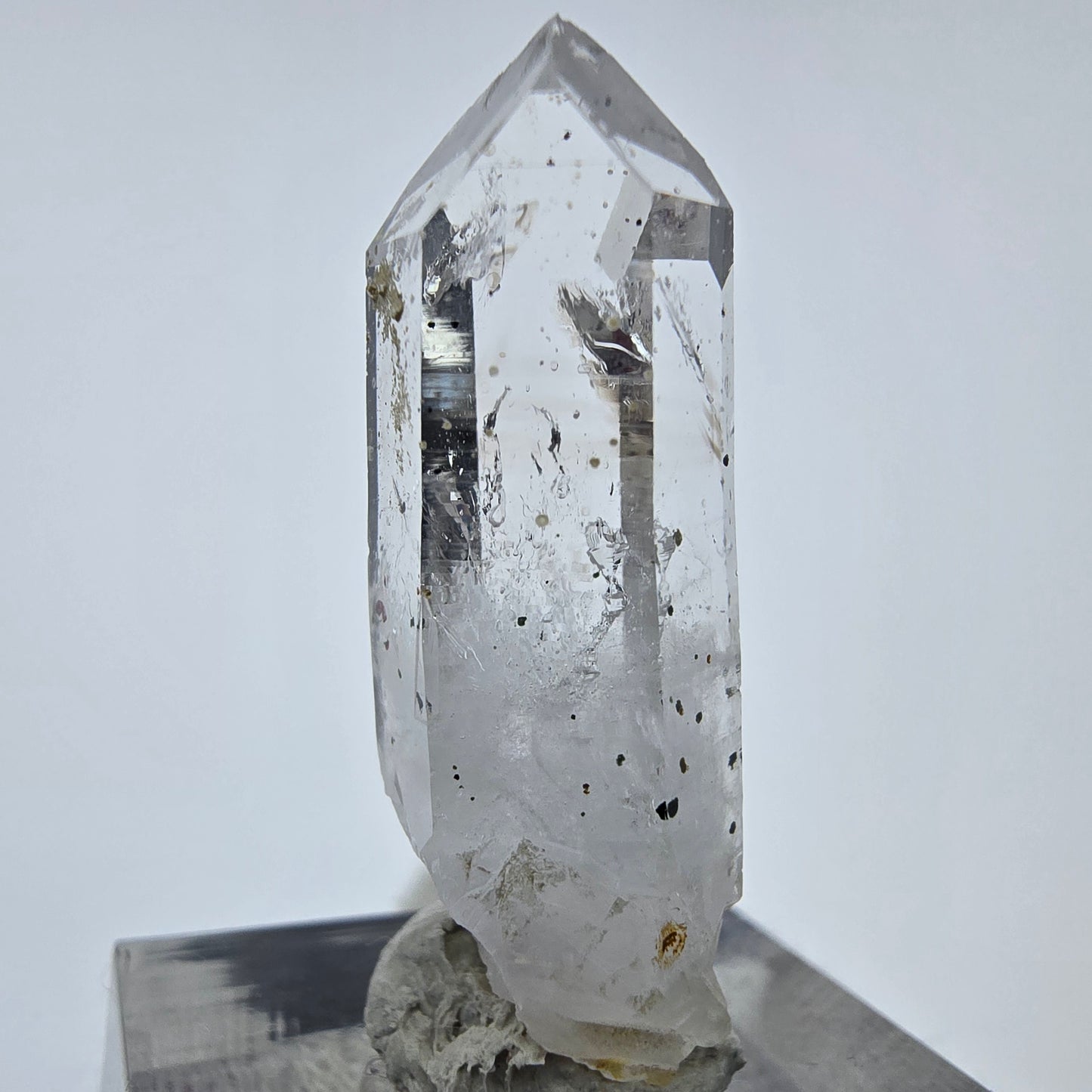 Klarer Phantom Hämatit Quarz Kristall Streep Mine, Goboboseb, Namibia 35*12*12mm