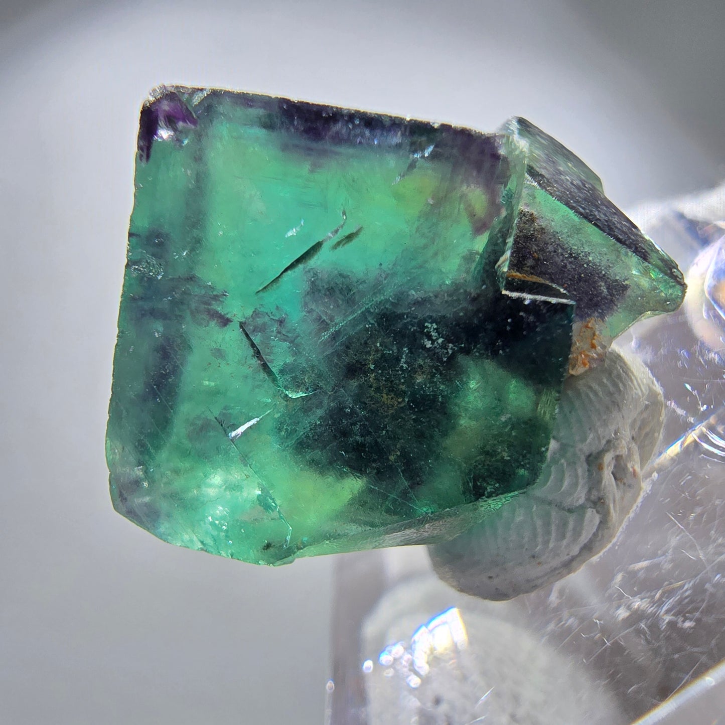Spécimen rare de cube de fluorite fantôme, vert zonal et violet, Okorusu, Namibie, 22 x 19 x 14 mm