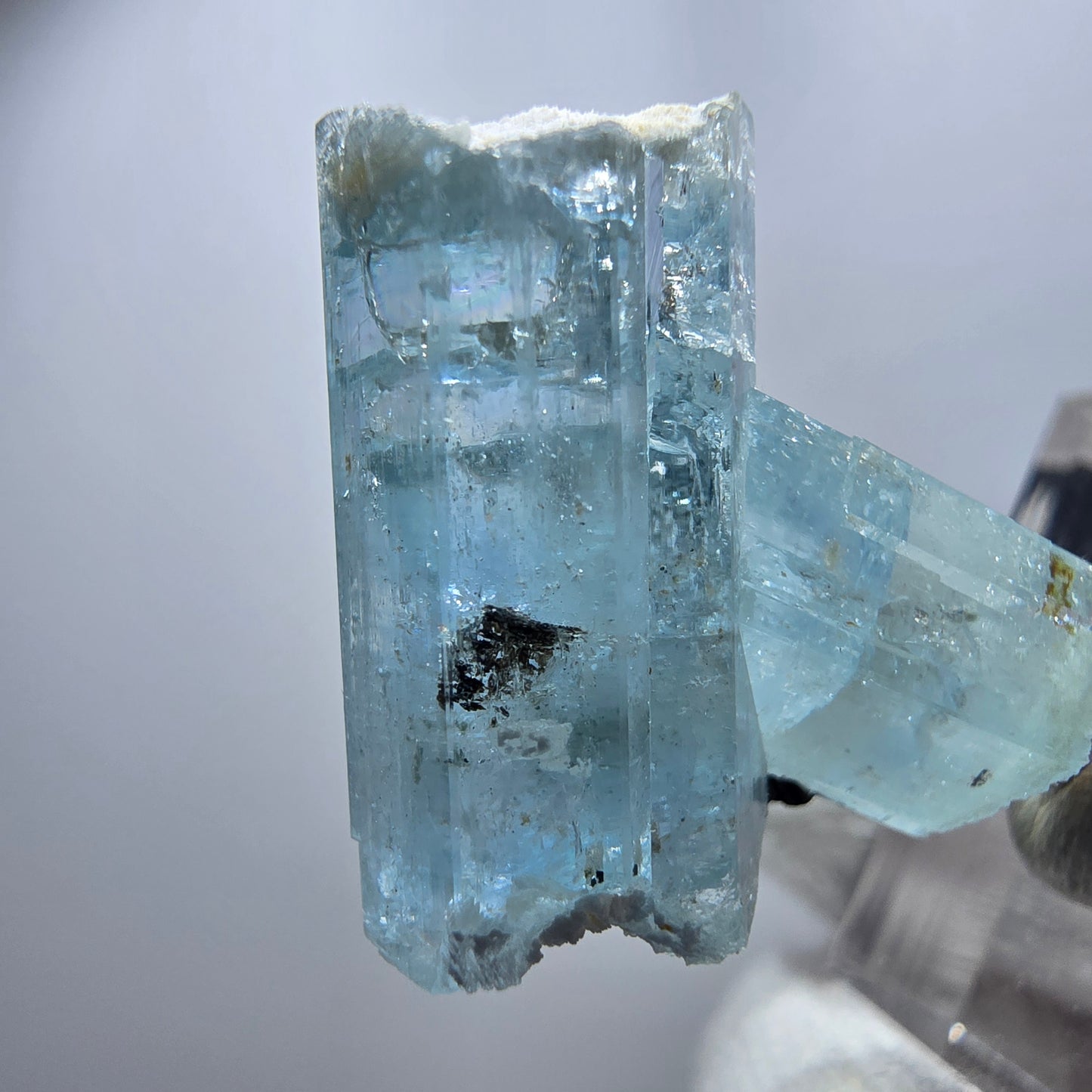 Seltener Aquamarin X mit Orthoklas, Schörl Turmalin Erongo, Namibia 30*21*10mm