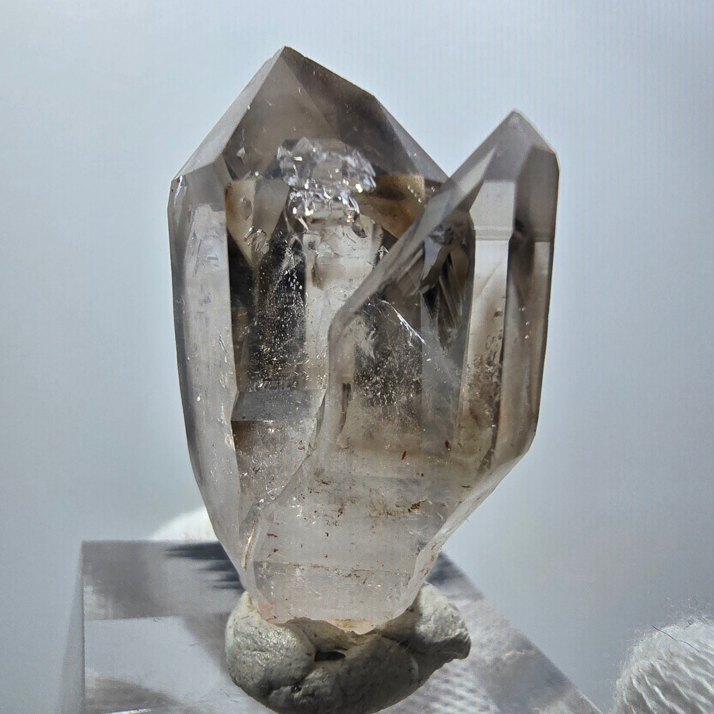 Klare Phantom Rauchquarz Zepter Stufe Goboboseb, Namibia 34*26*17mm