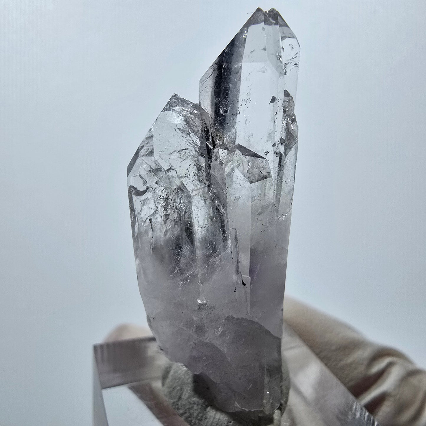 Améthyste fantôme avec hématite, mine Streep, Goboboseb, Namibie, 44 x 16 x 10 mm
