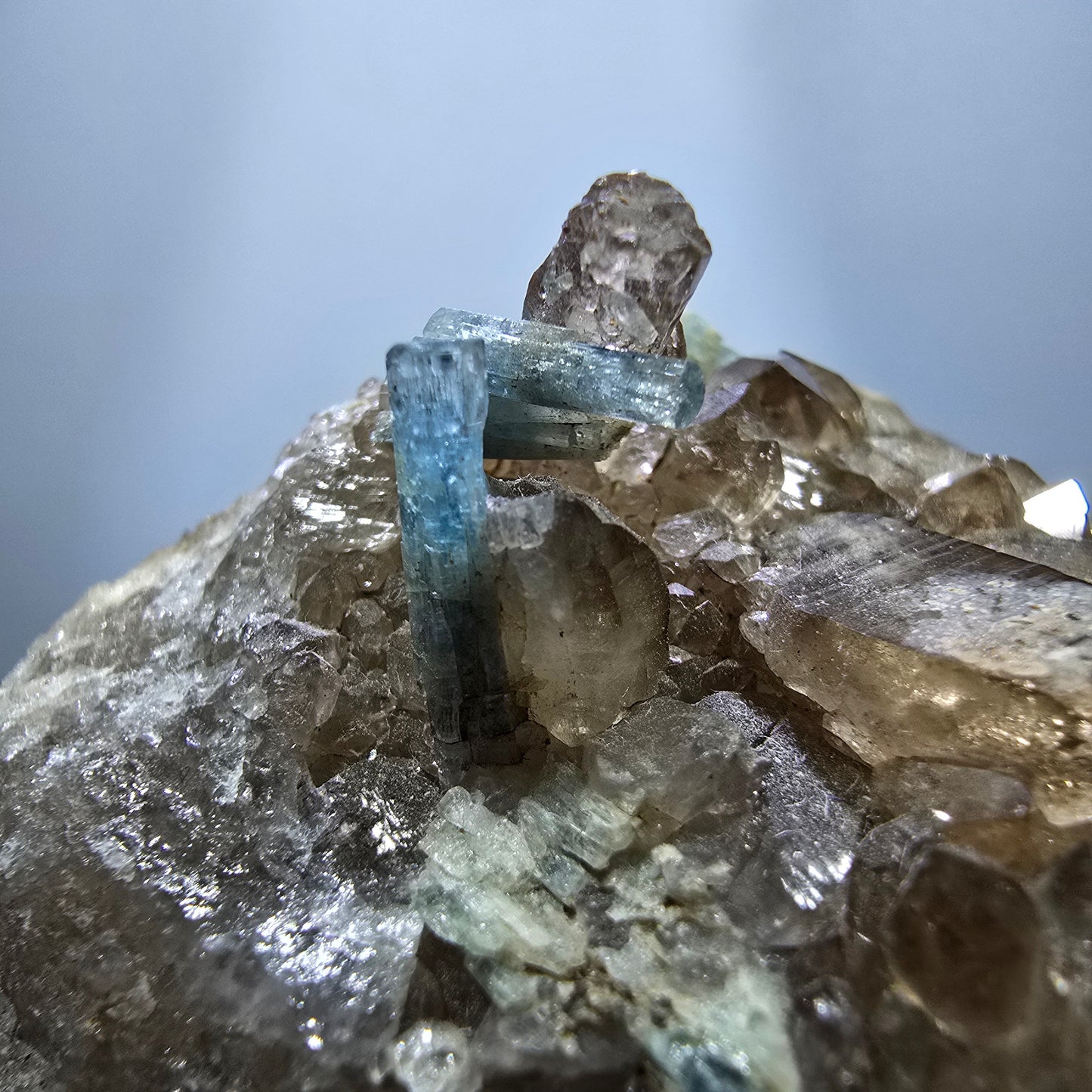 Seltene Aquamarin XX, Rauchquarz Stufe Erongo, Namibia 59*40*33mm