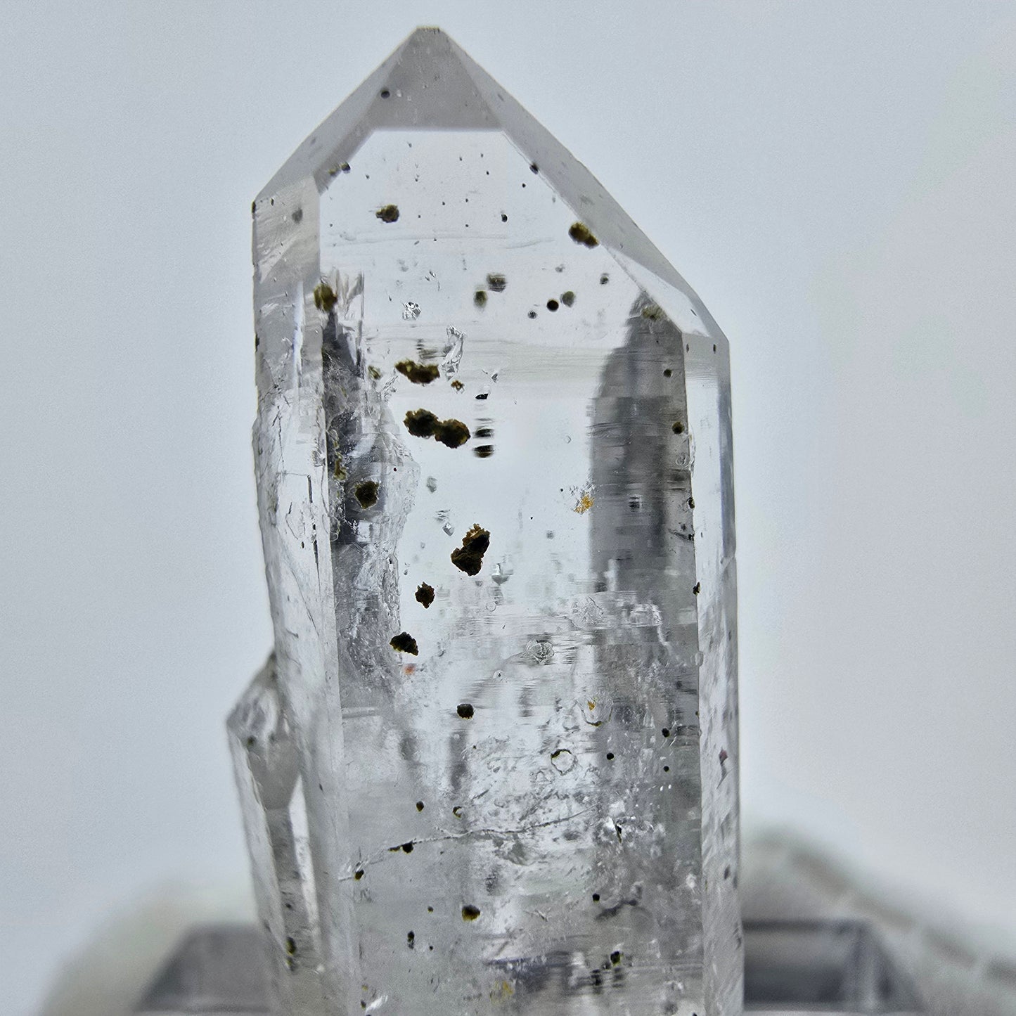 Klarer Harlekin Phantom Quarz Kristall Streep Mine, Goboboseb Namibia 30*14*11mm