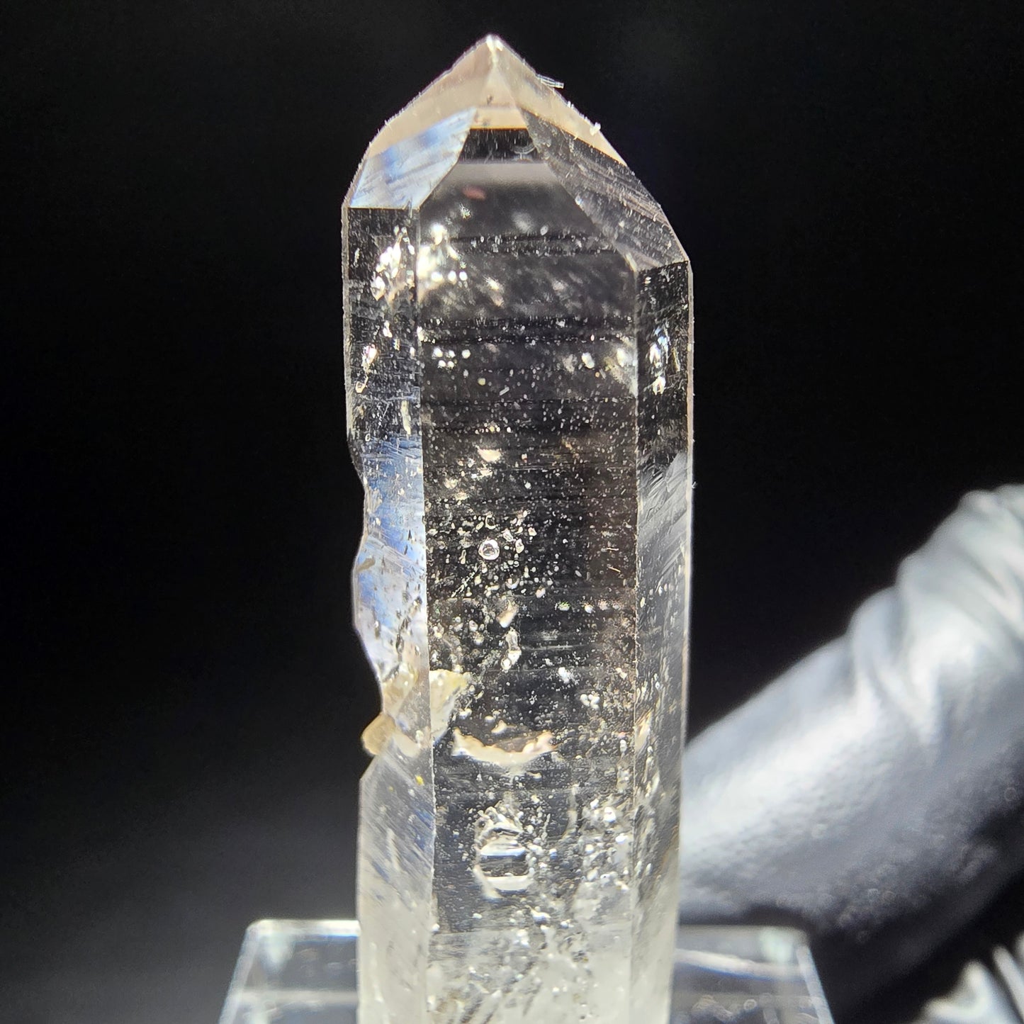 Klare Phantom Rauchquarz Kristallspitze Goboboseb, Namibia 42*11*7mm Sammlung