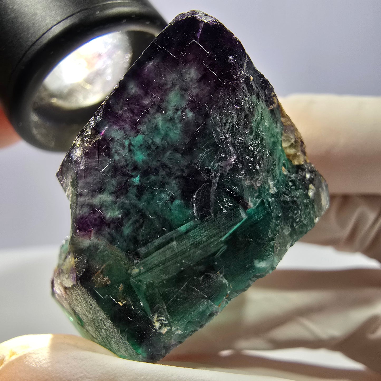 Spécimen de cube de fluorite fantôme parqueté vert violet Okorusu, Namibie 53*43*28mm