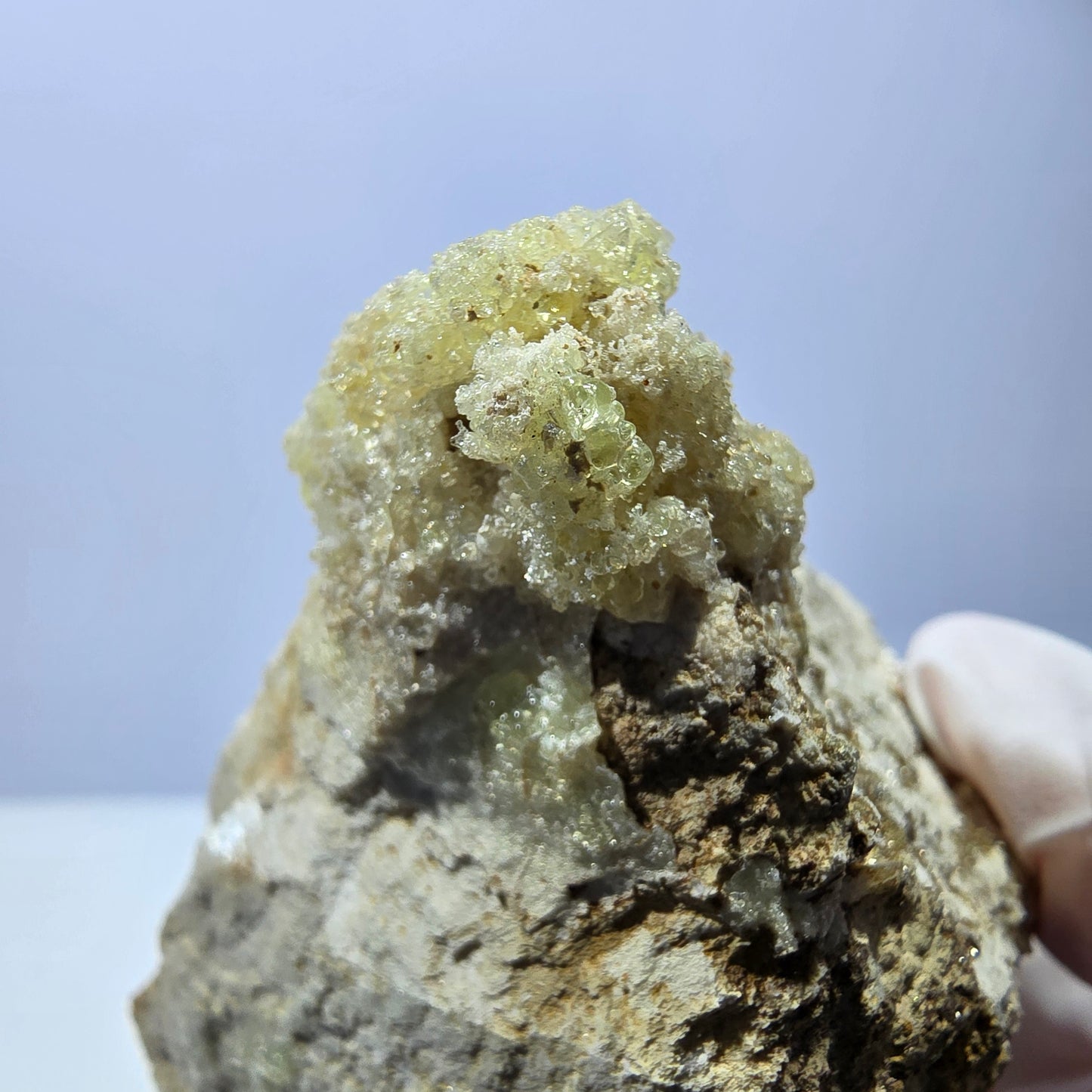 Opale hyalite rare, spécimen d'orthose Erongo, Namibie 58*55*40mm