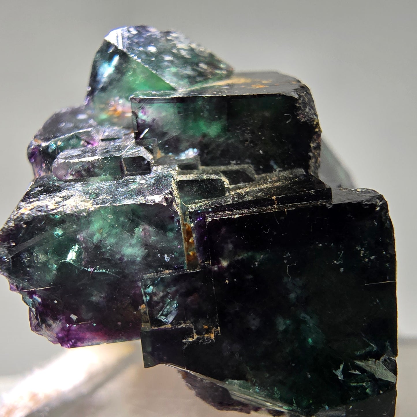 Seltene Phantom Fluorit Würfel Stufe grün lila zonar Okorusu, Namibia 57*42*31mm